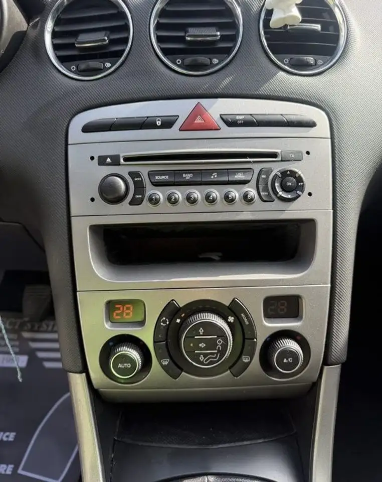 Peugeot 308 308 — photo 12