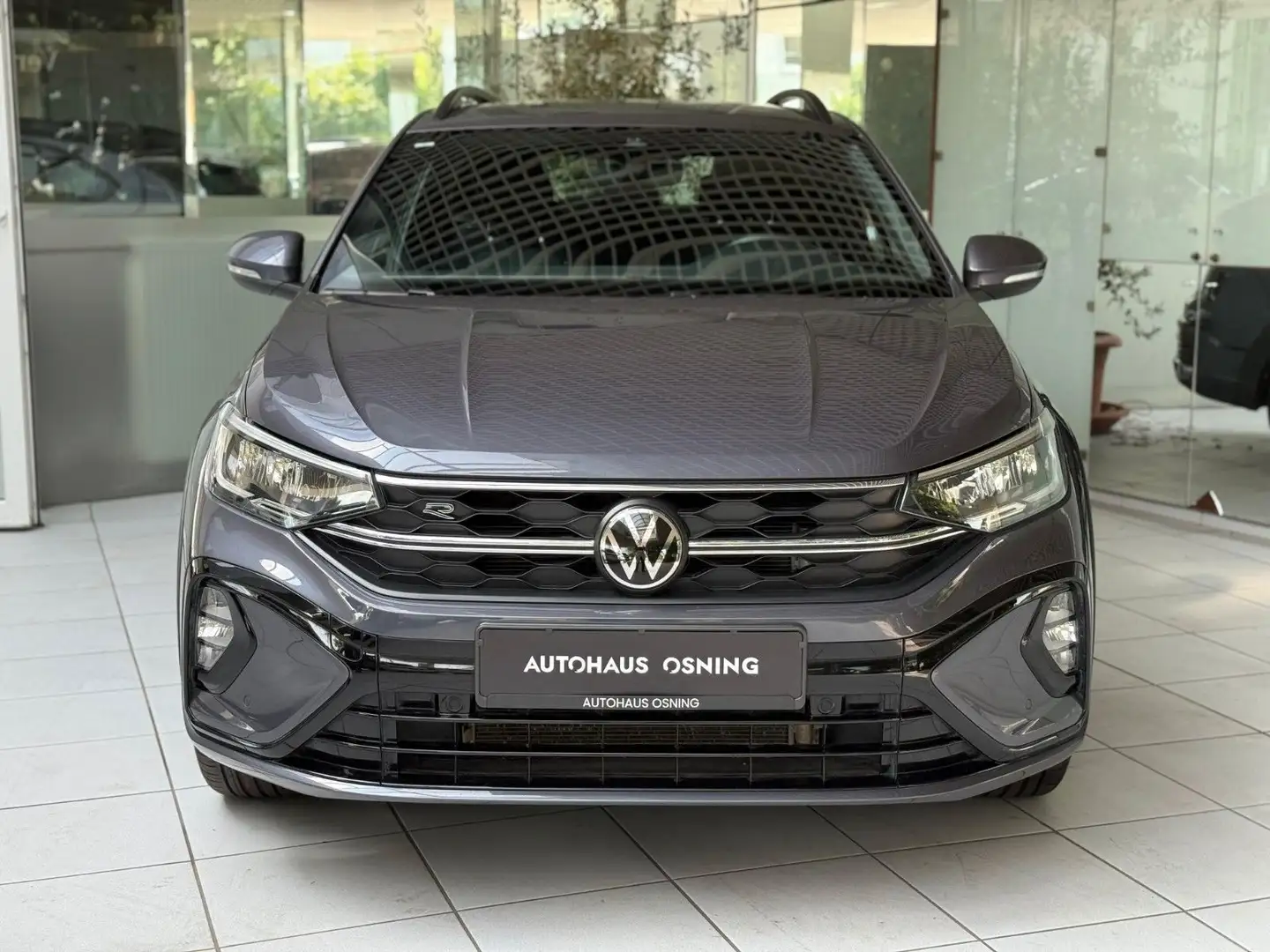 Volkswagen Taigo R-LINE IQ-LIGHT KAMERA TOTWNKL AHK CARPLAY Gris - 2