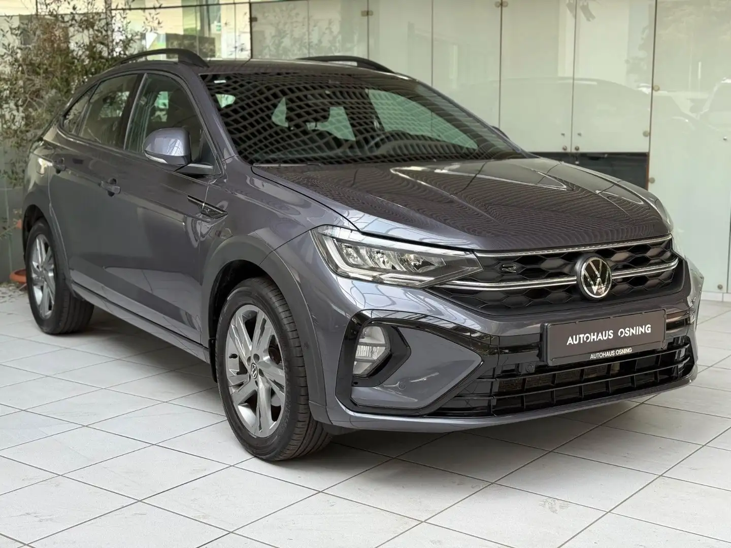 Volkswagen Taigo R-LINE IQ-LIGHT KAMERA TOTWNKL AHK CARPLAY Gris - 1