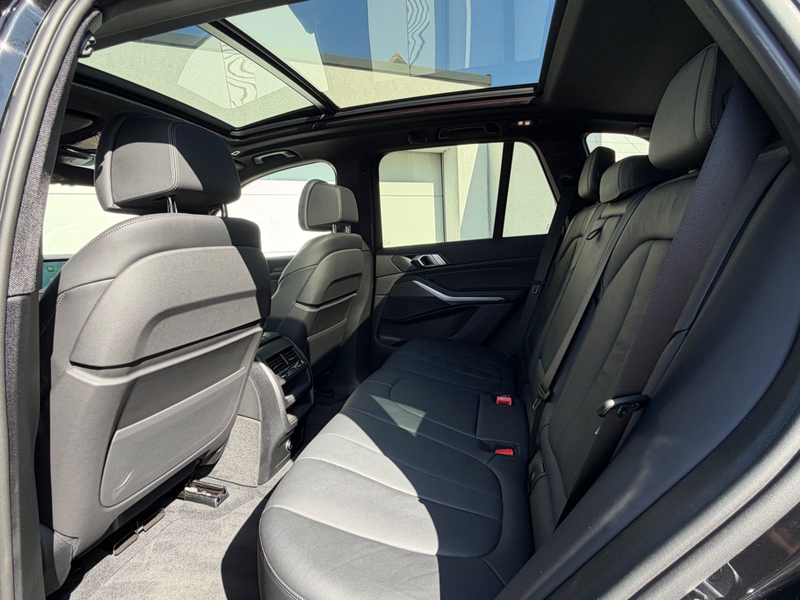 BMW X5 xDrive 30 d M Sport ALL-BLACK+22"+LASER+PANO — photo 30