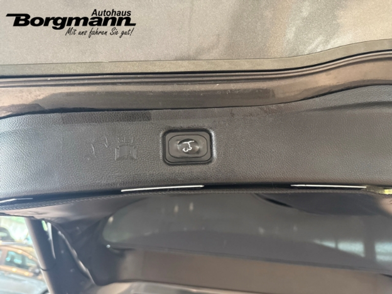 Ford S-Max ST-Line — photo 8