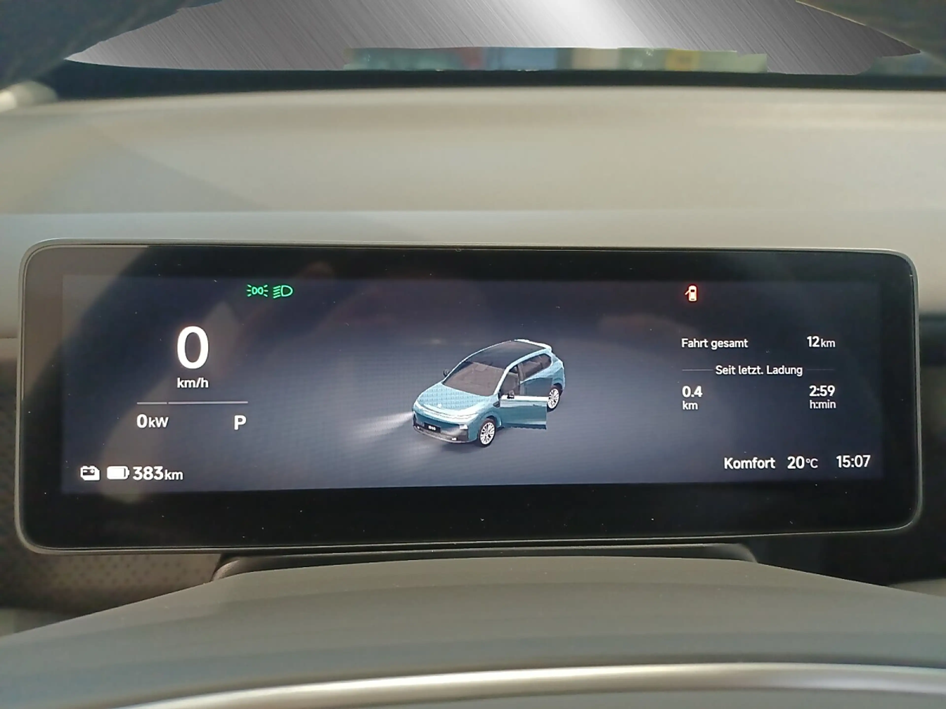 Leapmotor B10 67,1Wh Design Pro Max — photo 10