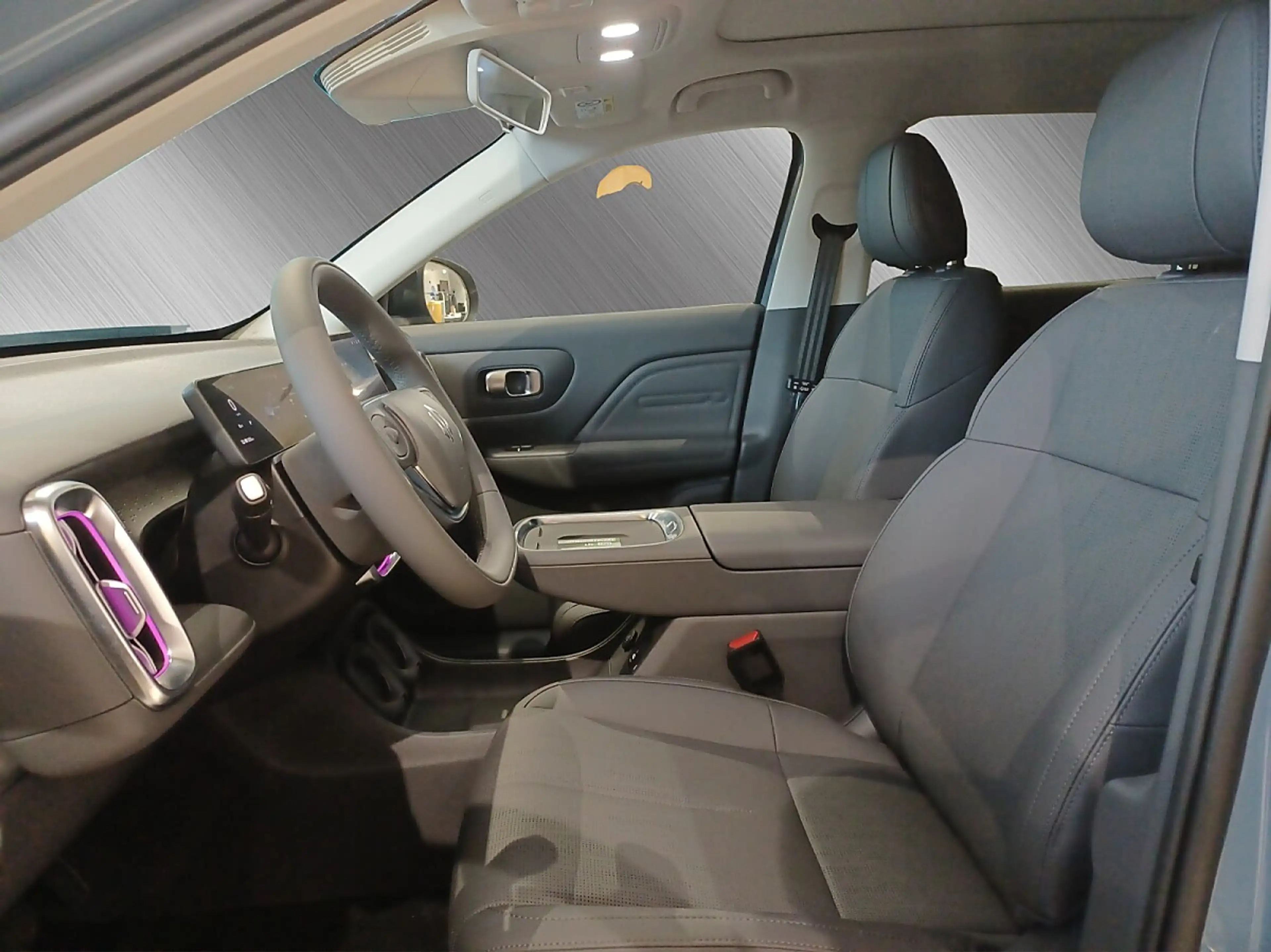Leapmotor B10 67,1Wh Design Pro Max — photo 8