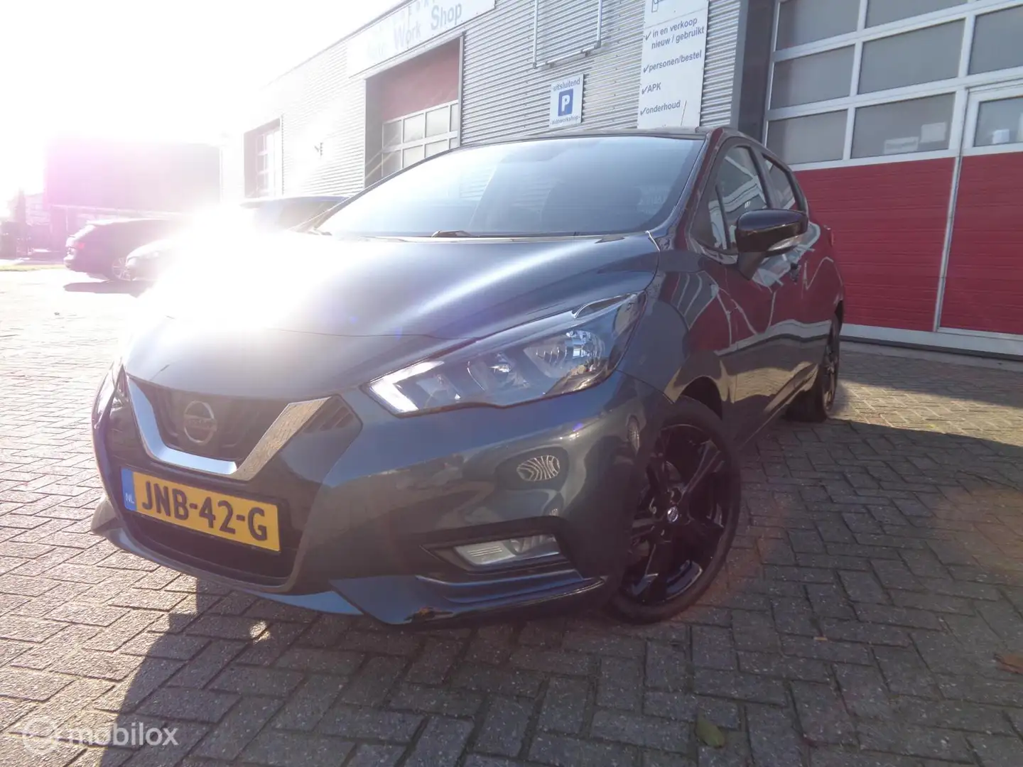 Nissan Micra 1.0 IG-T Business/Airco/Lm velgen/Navigatie/LED/Cr Grijs - 2