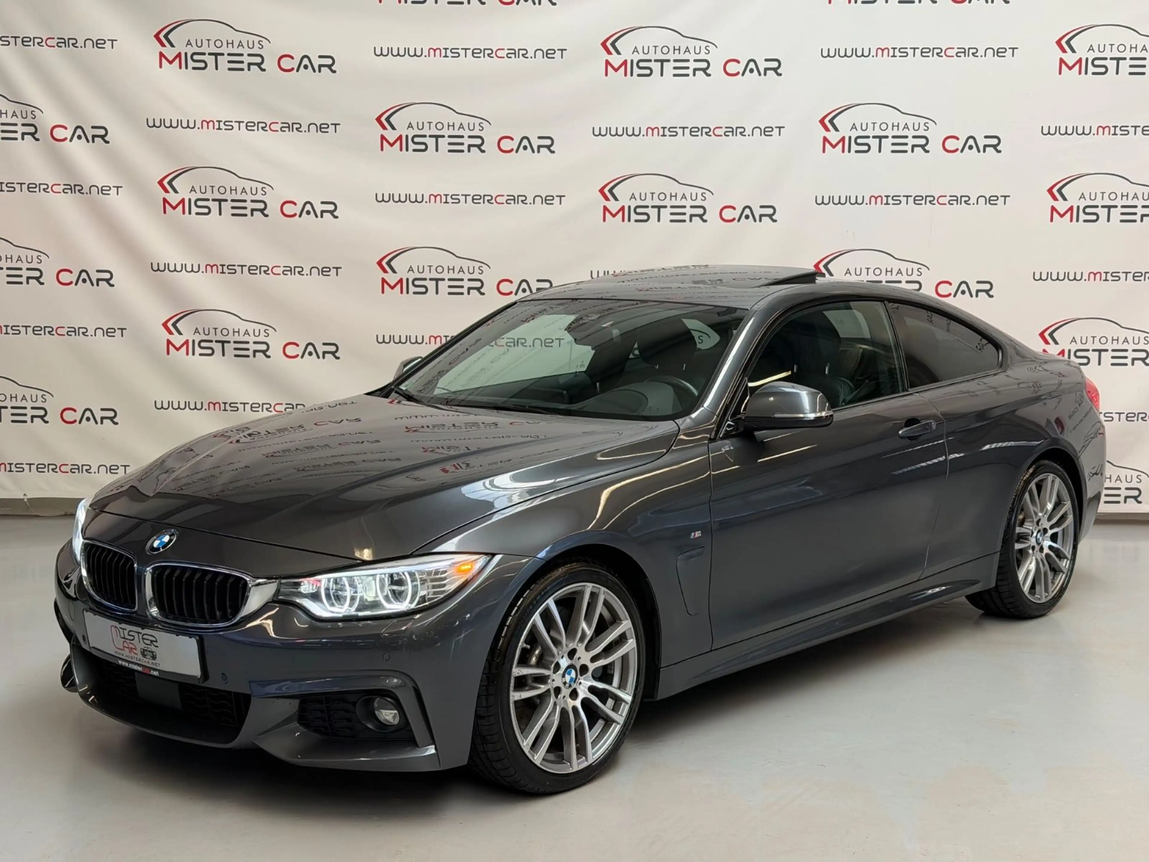 BMW 440 i Coupe M Sport ACC/HUD/LED/KAM/KEY/GSHD/19