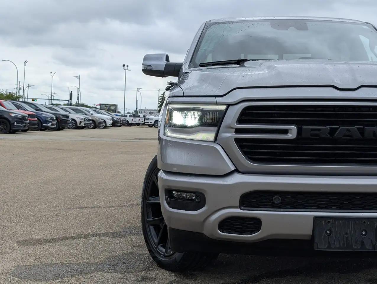 RAM 1500 снимка RAM 1500