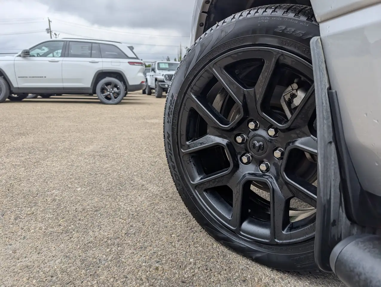 RAM 1500 снимка RAM 1500