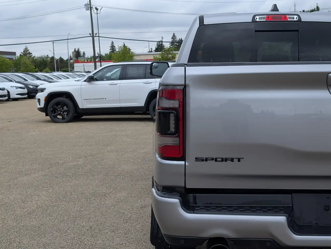 RAM 1500 снимка RAM 1500