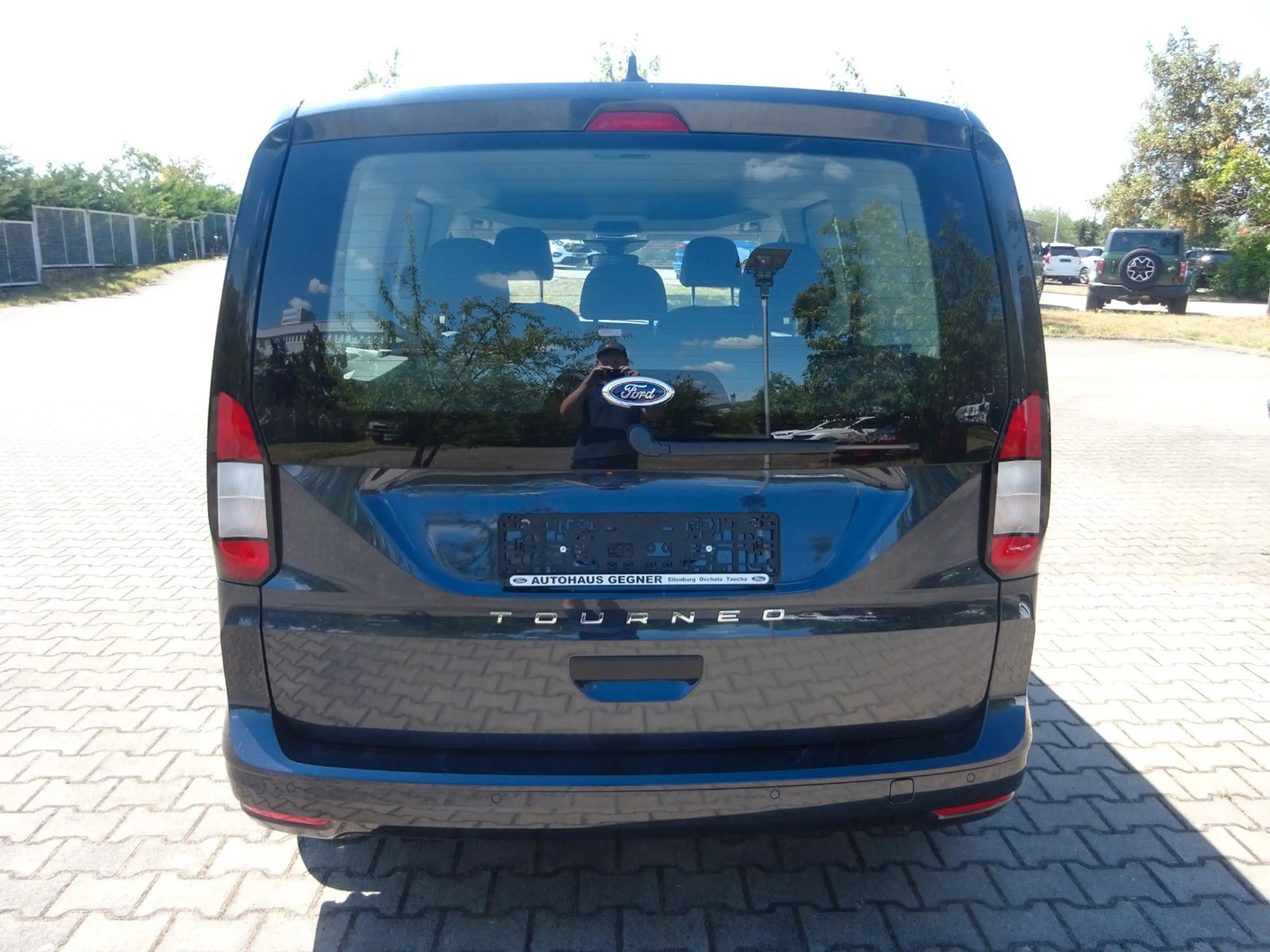 Ford Tourneo Connect Trend AHK Kamera Klima Navi — photo 4