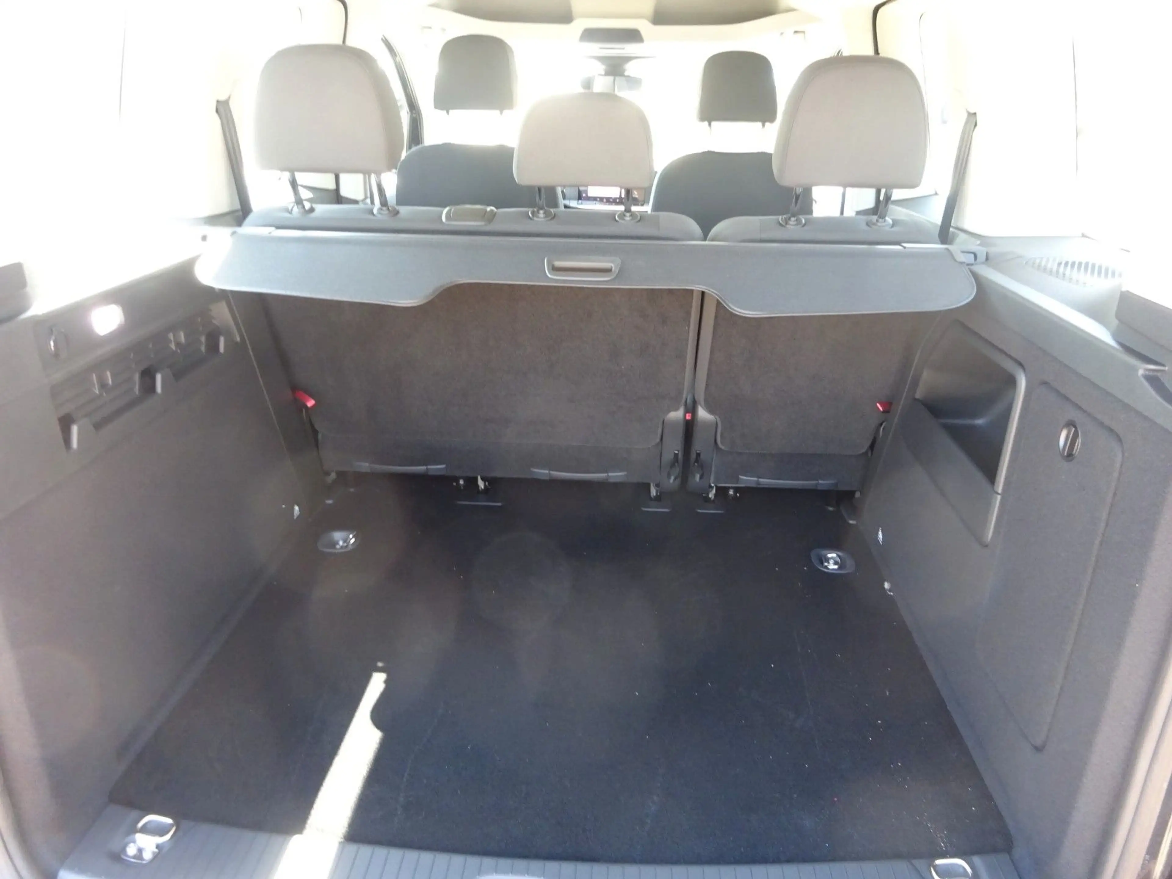 Ford Tourneo Connect Trend AHK Kamera Klima Navi — photo 6