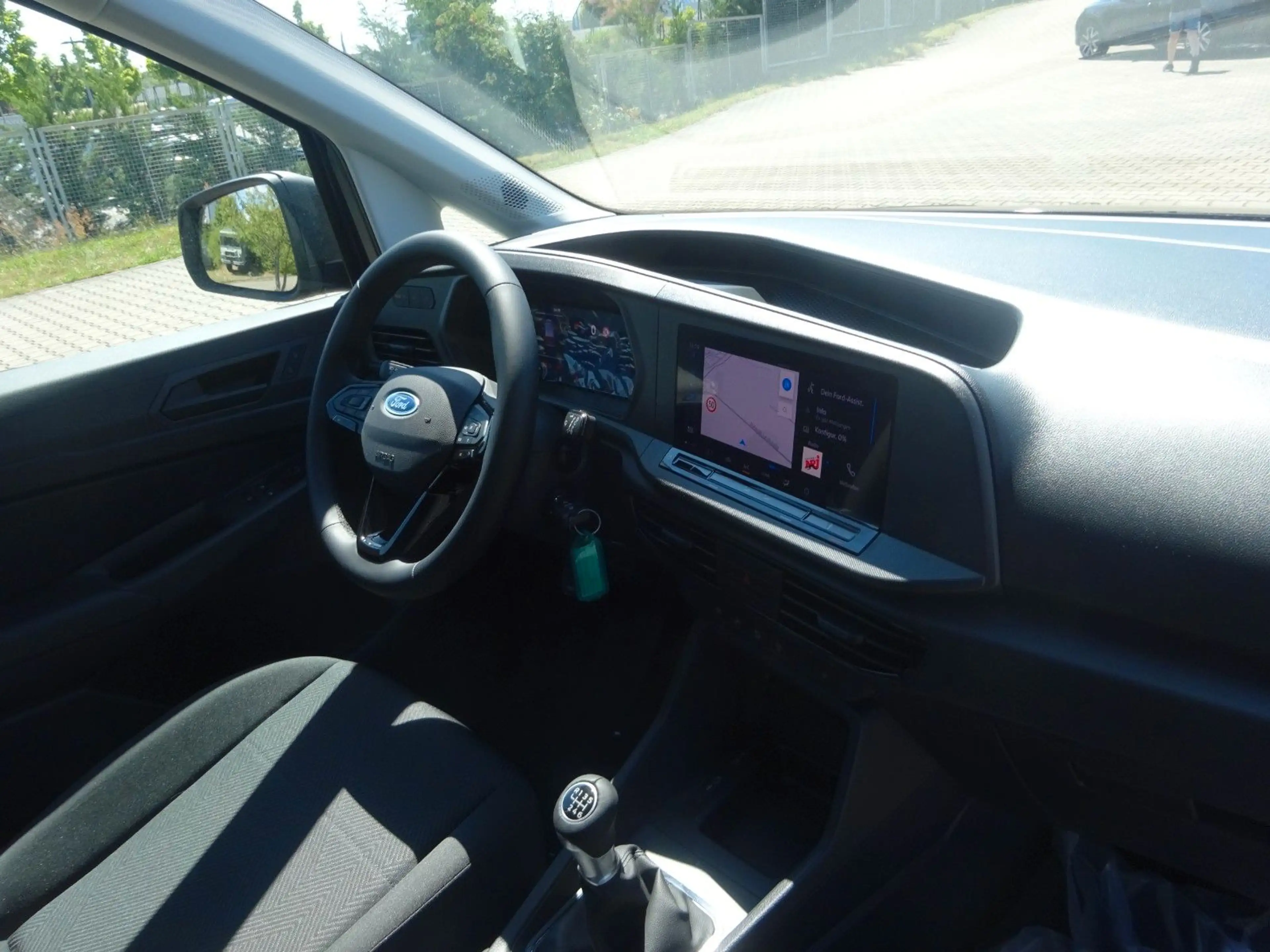 Ford Tourneo Connect Trend AHK Kamera Klima Navi — photo 11