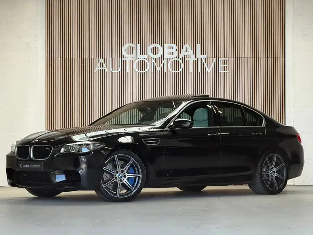 BMW M5 5-serie - SCHUIFDAK - MEMORY - 20 INCH