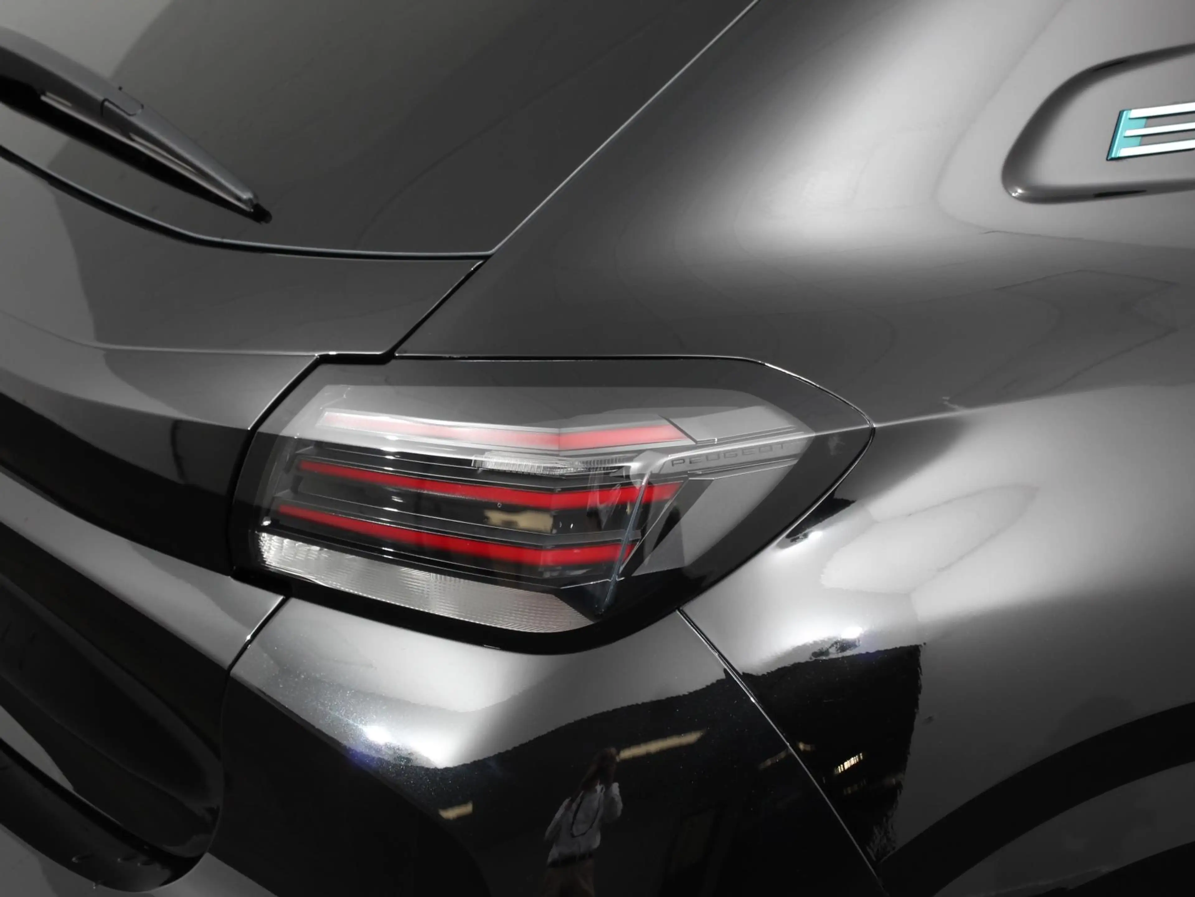 Peugeot e-208 EV Allure Pack 50 kWh Warmtepomp Navigatie Apple C — photo 8
