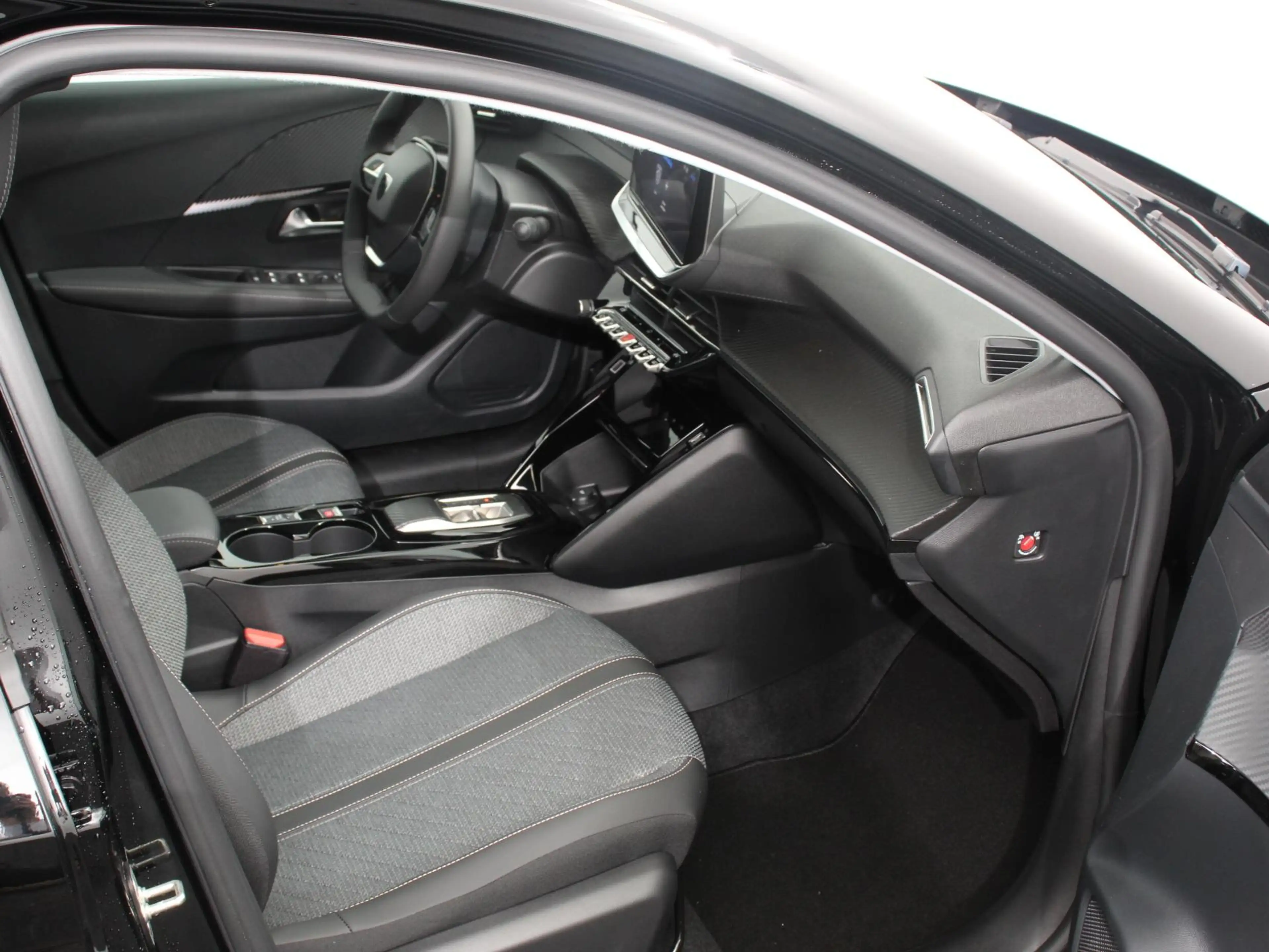 Peugeot e-208 EV Allure Pack 50 kWh Warmtepomp Navigatie Apple C — photo 11