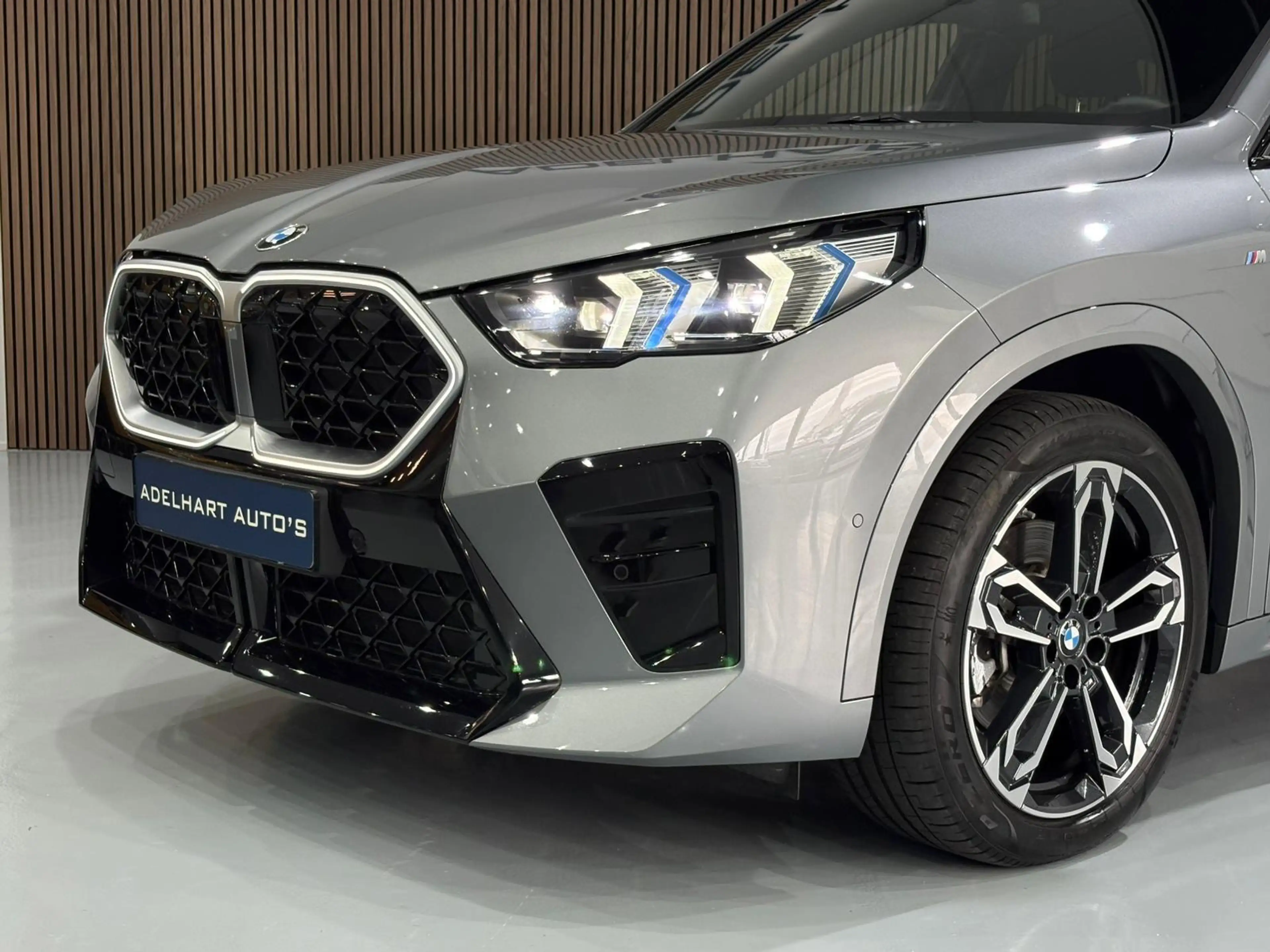 BMW X2 SDrive20i M Sport 170 PK / Navigatie full map / Le — photo 8