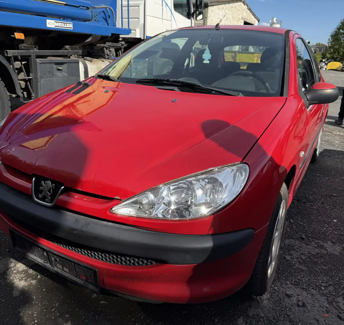 Peugeot 206 02/2026 TÜV 75 Tendance Rot - 1