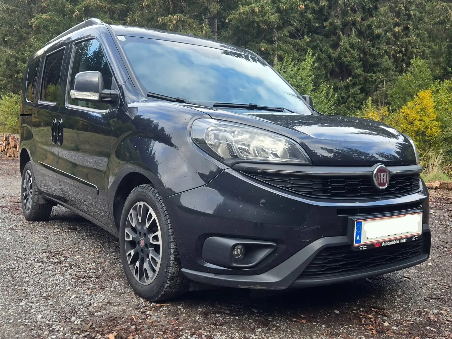 Fiat Doblo Lounge (Kurzversion) 7 Sitze - 1