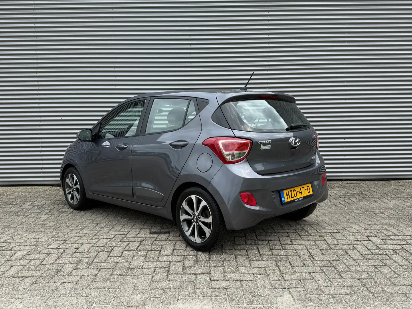 Hyundai i10 1.2i i-Motion Premium | Airco | Cruise | Stoelverw Grijs - 2