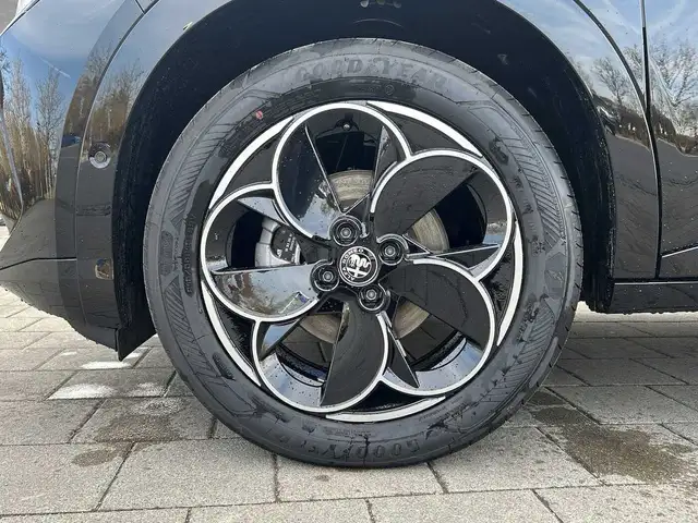 Alfa Romeo Junior view 9