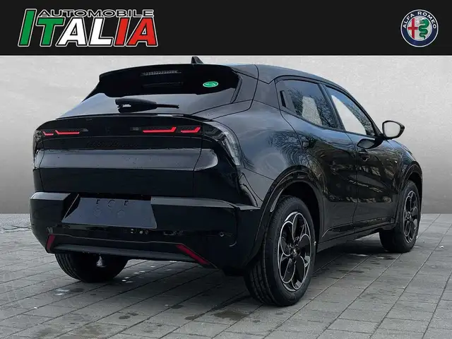 Alfa Romeo Junior view 2