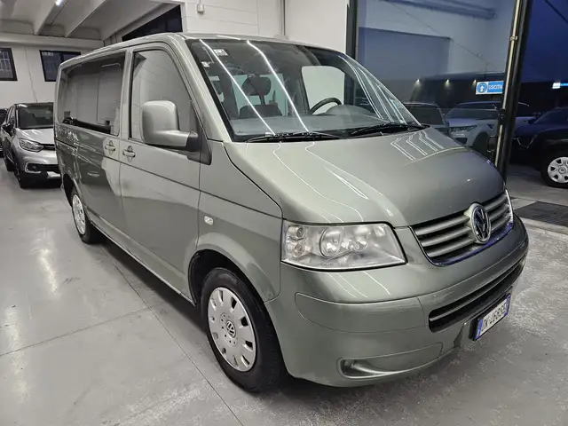 Volkswagen T5 Caravelle CARAVELLE 2.5 TDI 9 POSTI