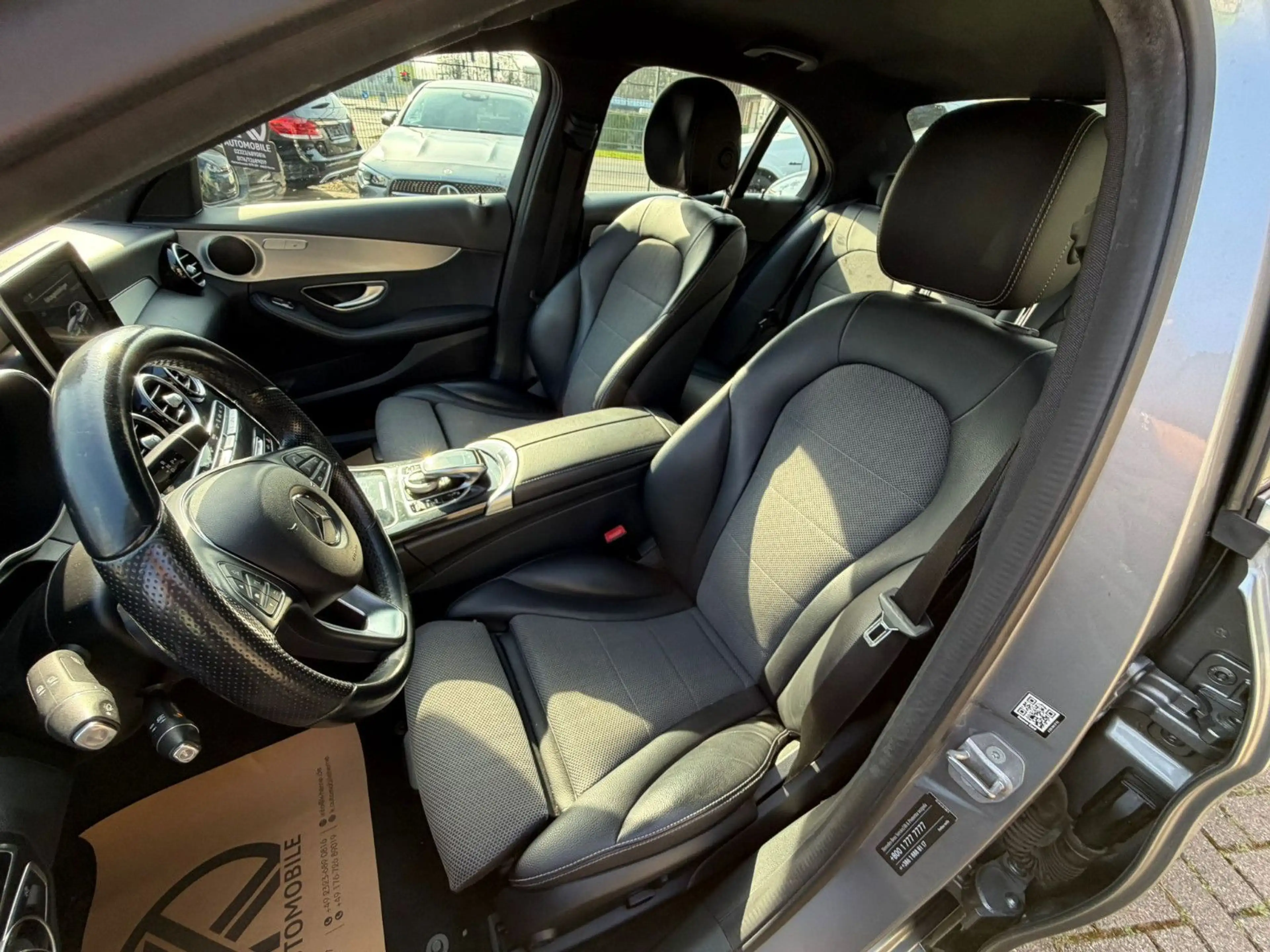 Mercedes-Benz C 350 e Limousine Kamera/Airmatic/LED — photo 12