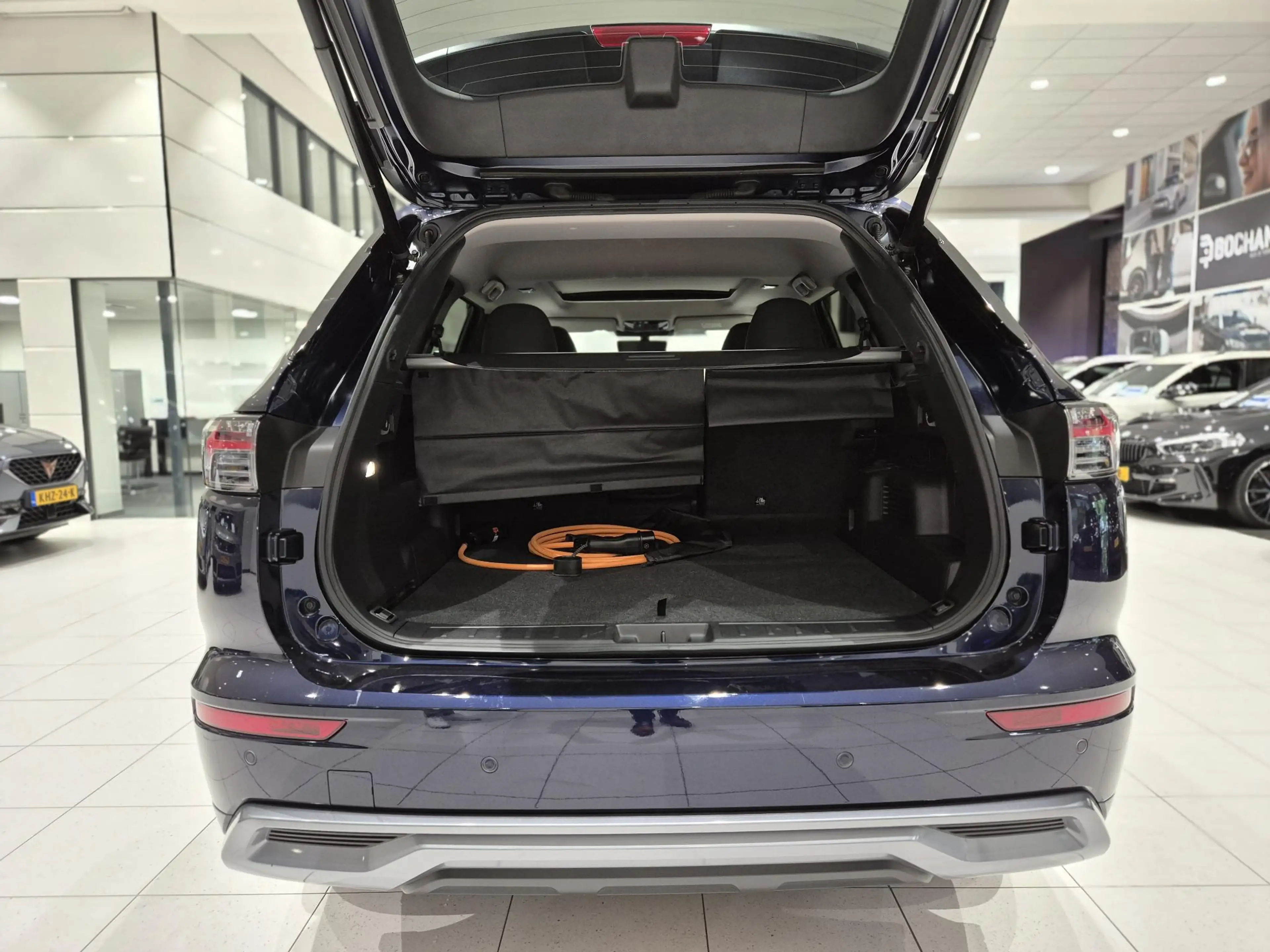 Mitsubishi Outlander 2.4 PHEV Instyle | Leder | Panoramadak | 360° Came — photo 9