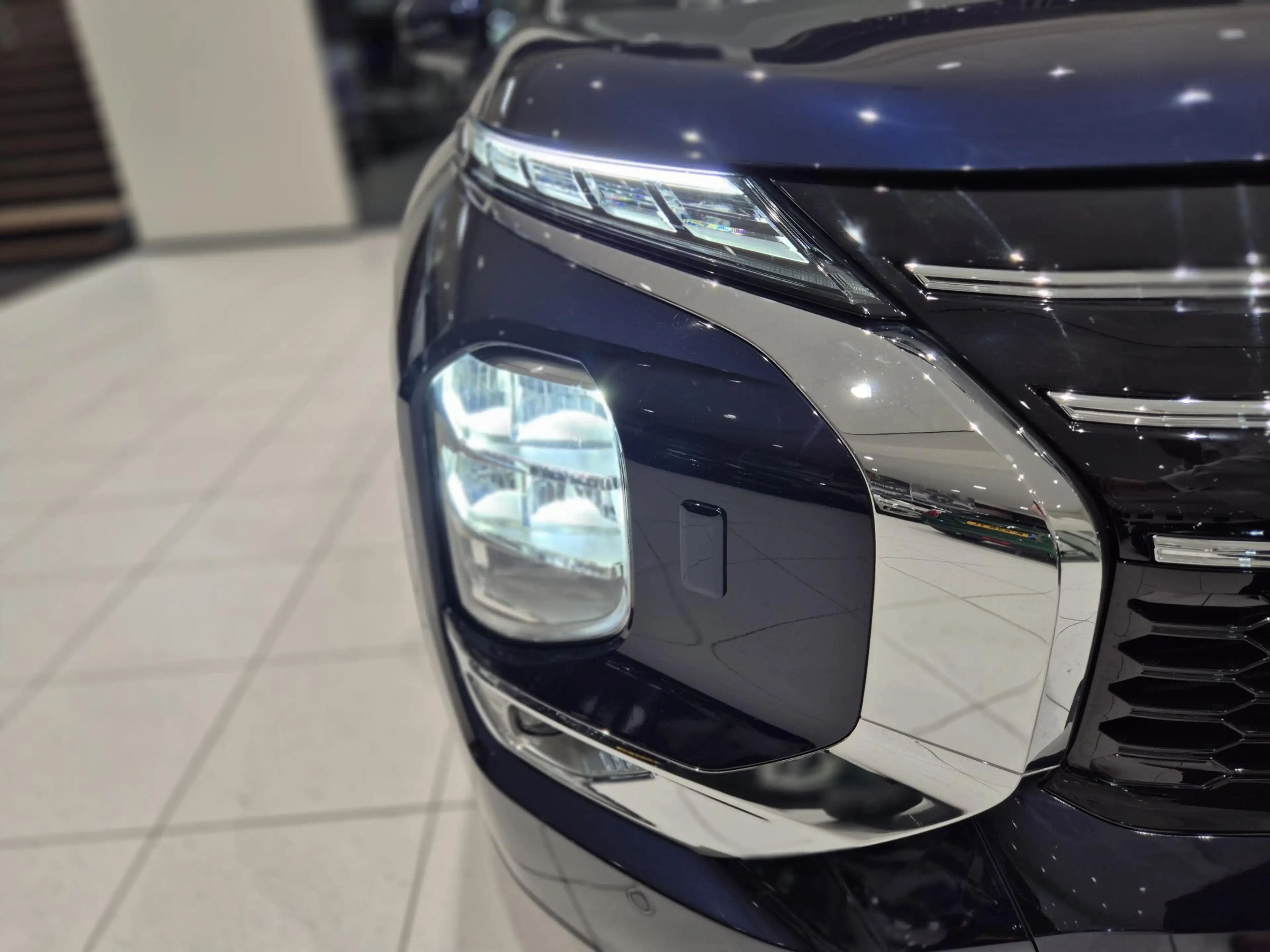 Mitsubishi Outlander 2.4 PHEV Instyle | Leder | Panoramadak | 360° Came — photo 33