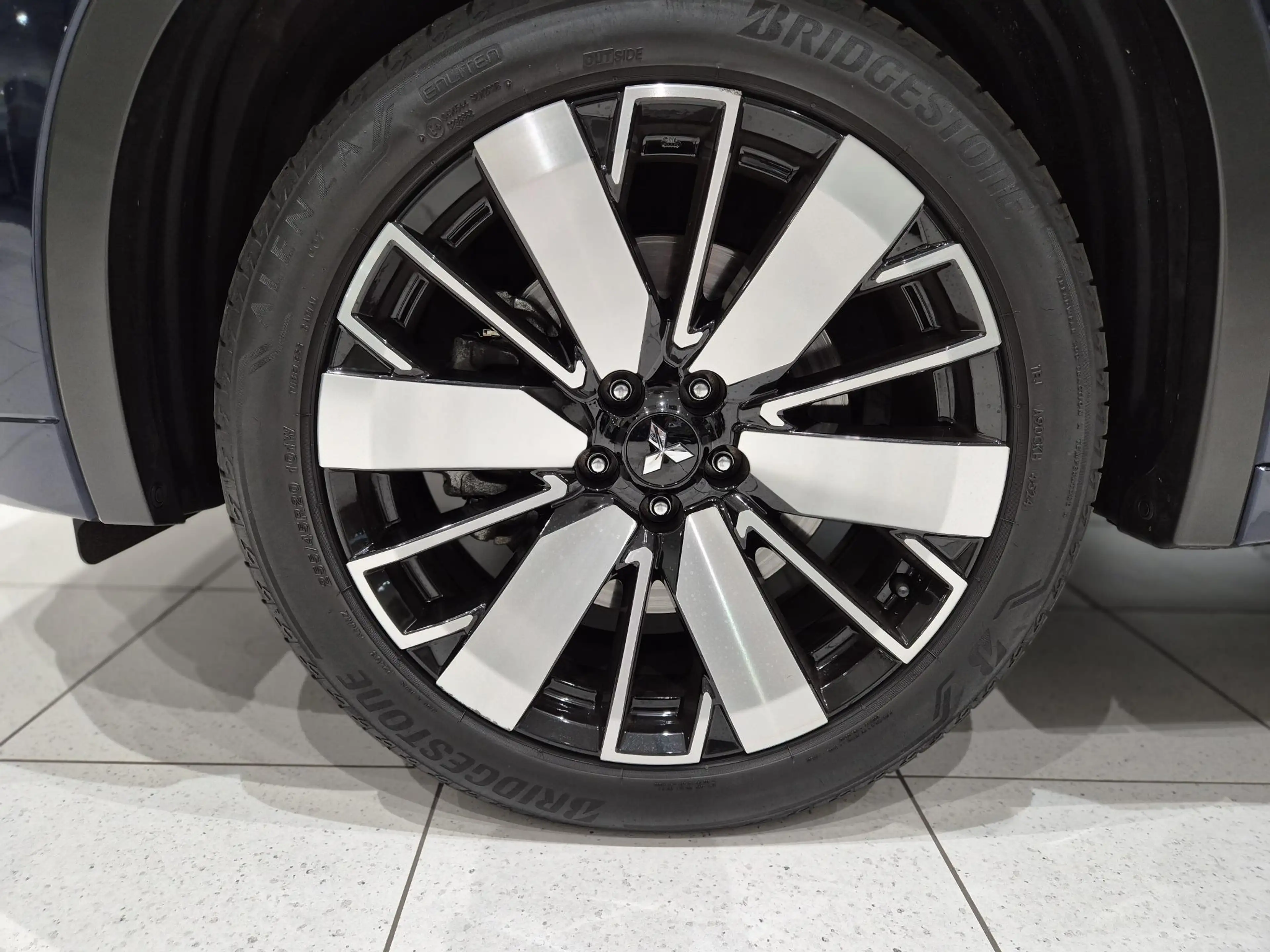 Mitsubishi Outlander 2.4 PHEV Instyle | Leder | Panoramadak | 360° Came — photo 30