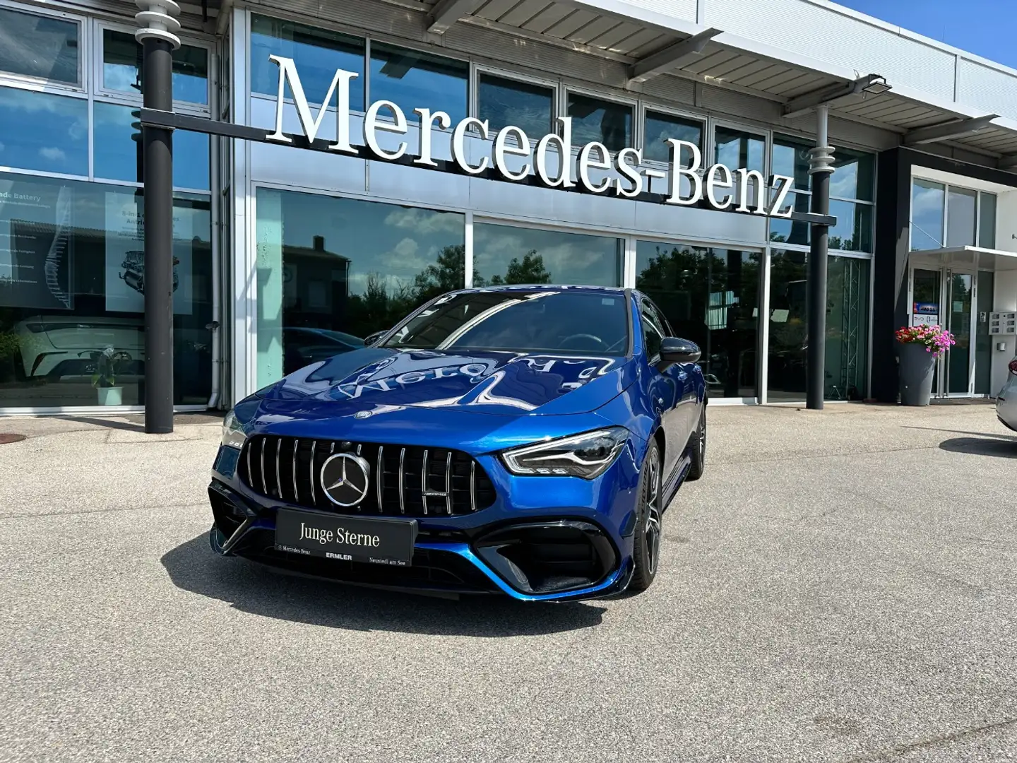 Mercedes-Benz CLA 45 AMG S 4MATIC+ Coupé Blau - 2