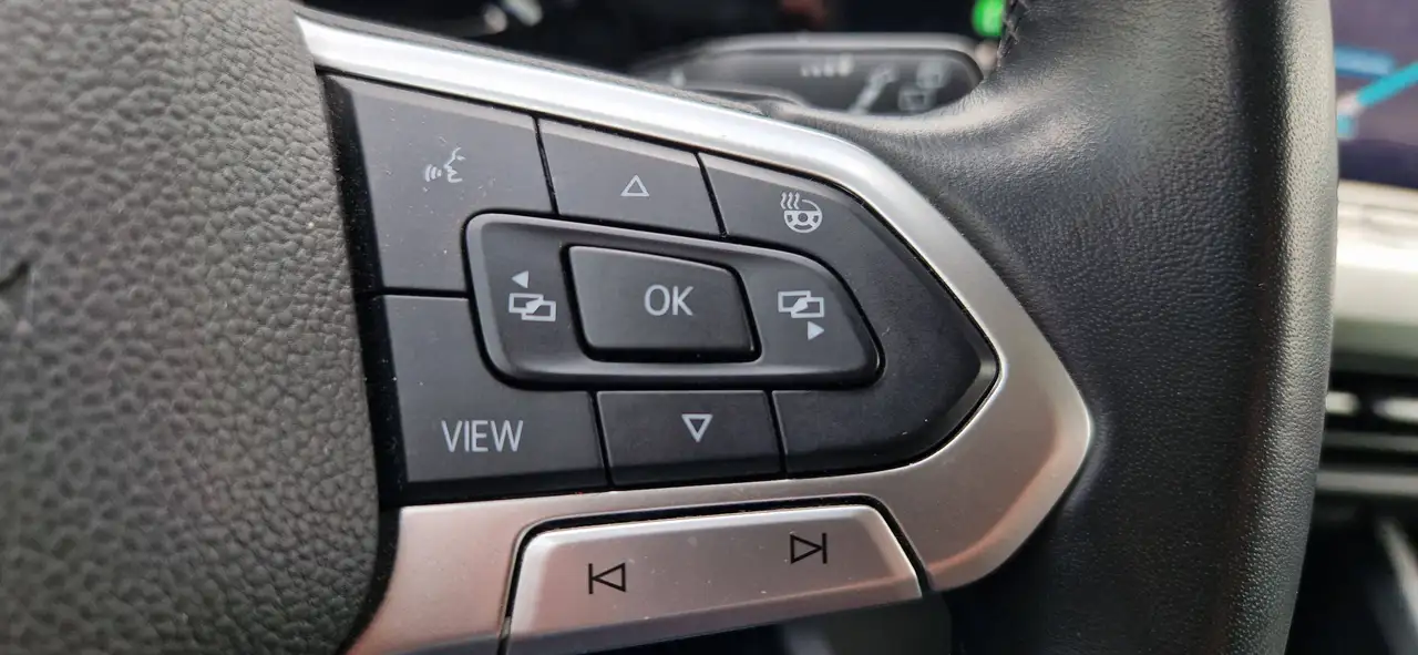 Volkswagen Golf 1.0 eTSI Life OPF DSG, миниатюра 23