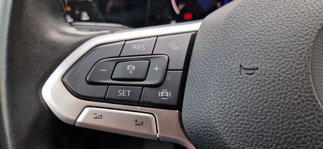 Volkswagen Golf 1.0 eTSI Life OPF DSG, миниатюра 22