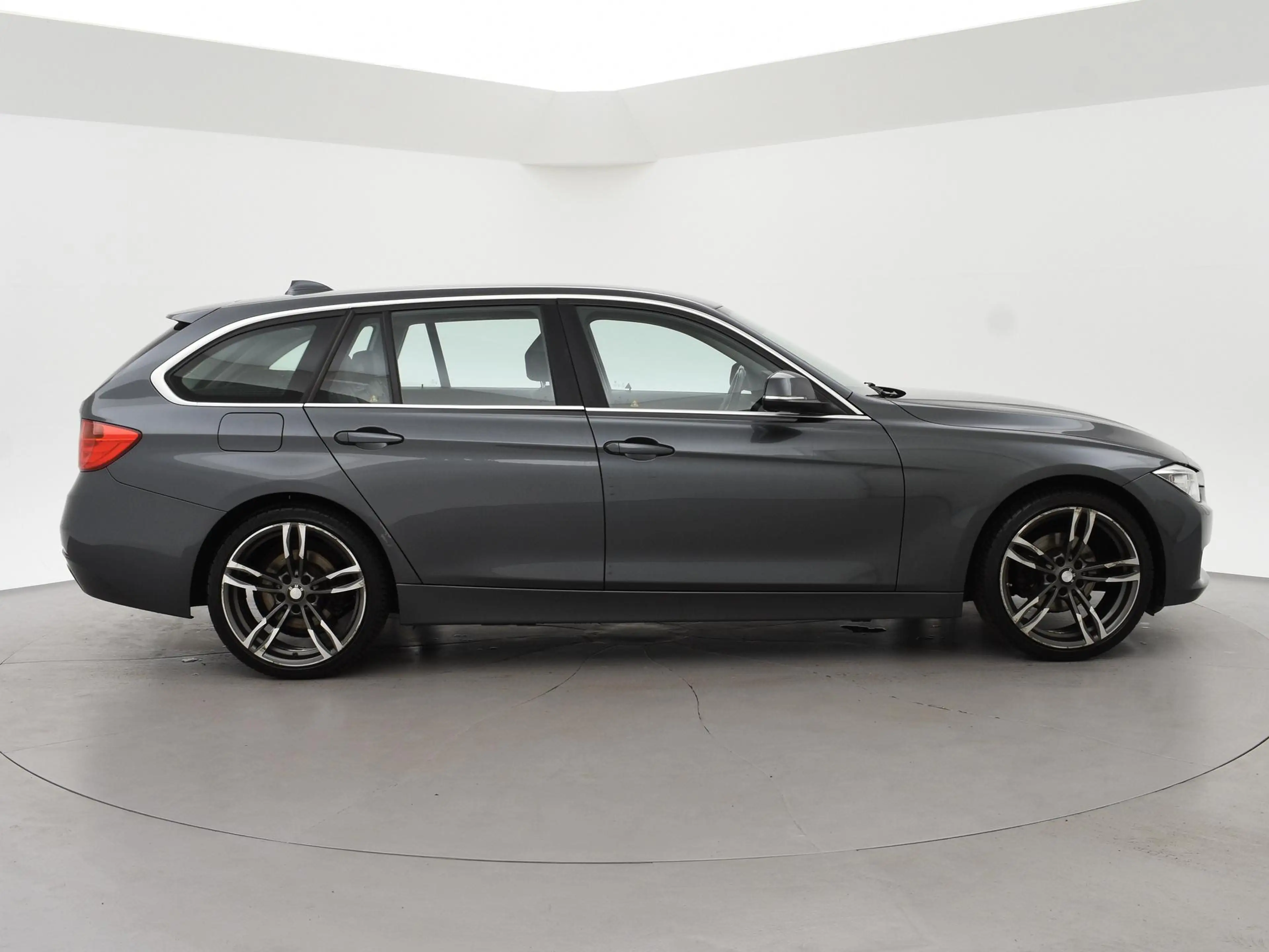 BMW 316 3-serie Touring 316i H.E. AUT. + HEAD-UP DISPLAY | — photo 14