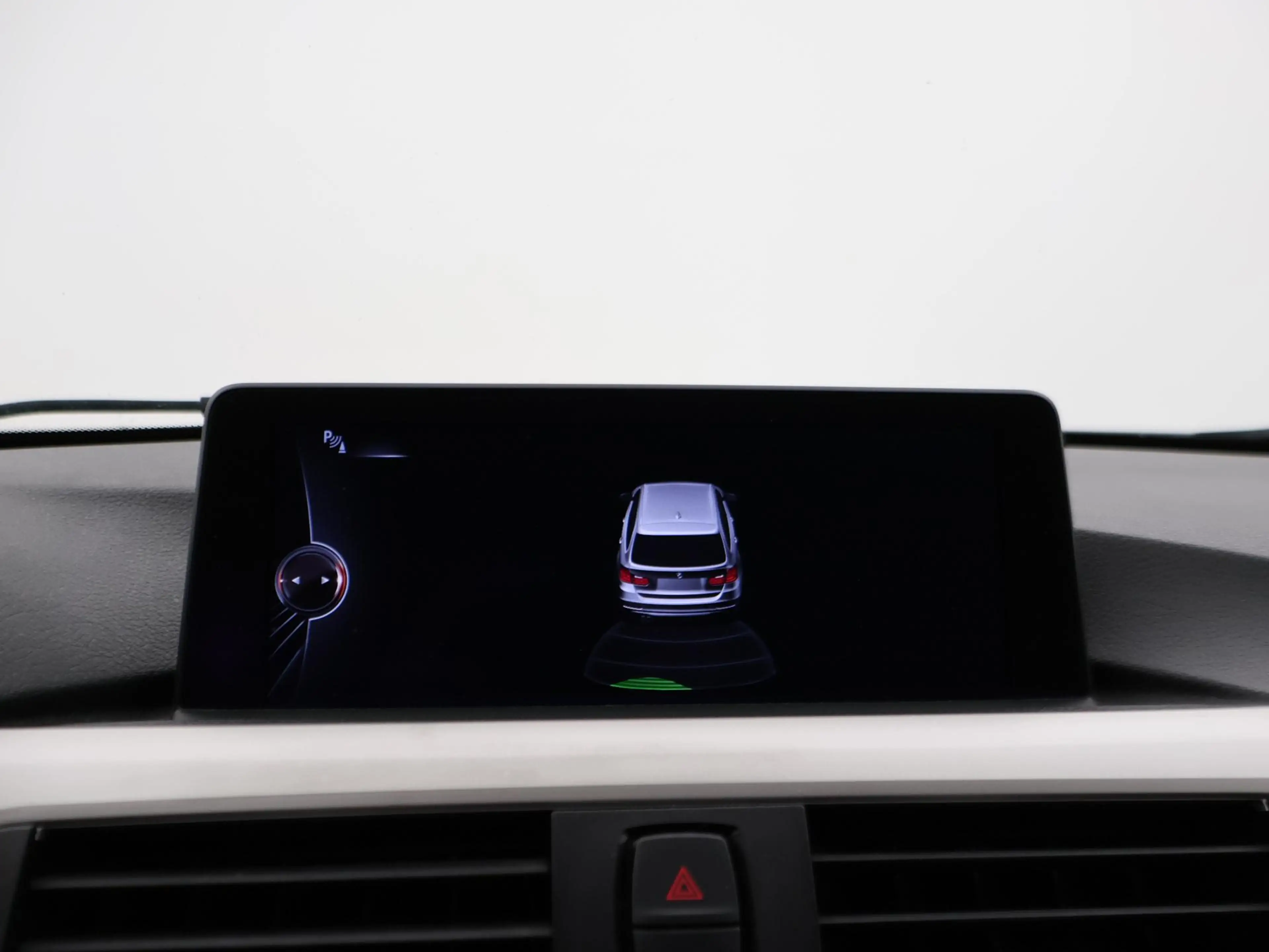 BMW 316 3-serie Touring 316i H.E. AUT. + HEAD-UP DISPLAY | — photo 25
