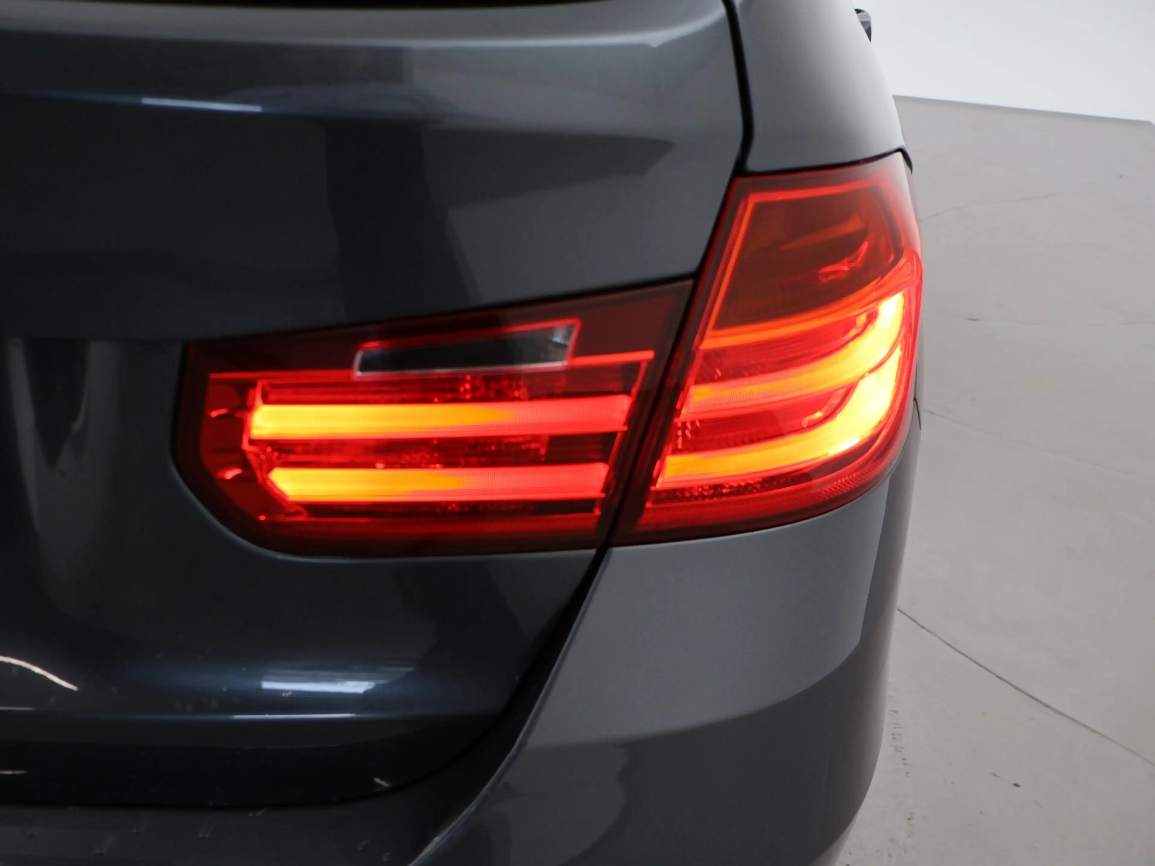 BMW 316 3-serie Touring 316i H.E. AUT. + HEAD-UP DISPLAY | — photo 17