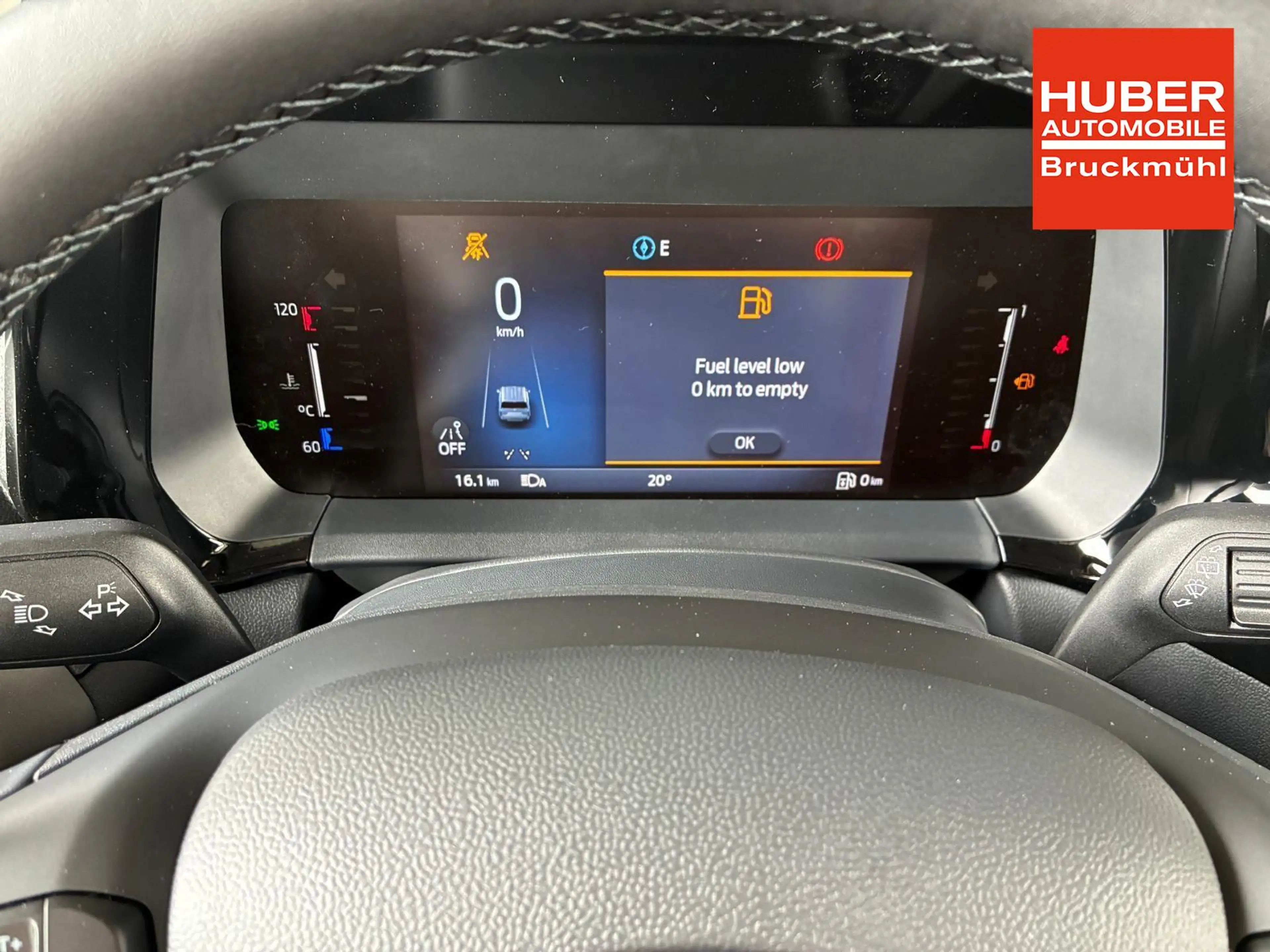 Ford Tourneo Courier Titanium 1.0 Ecoboost / PDC V.&H. m. Kamera Pri... — photo 11
