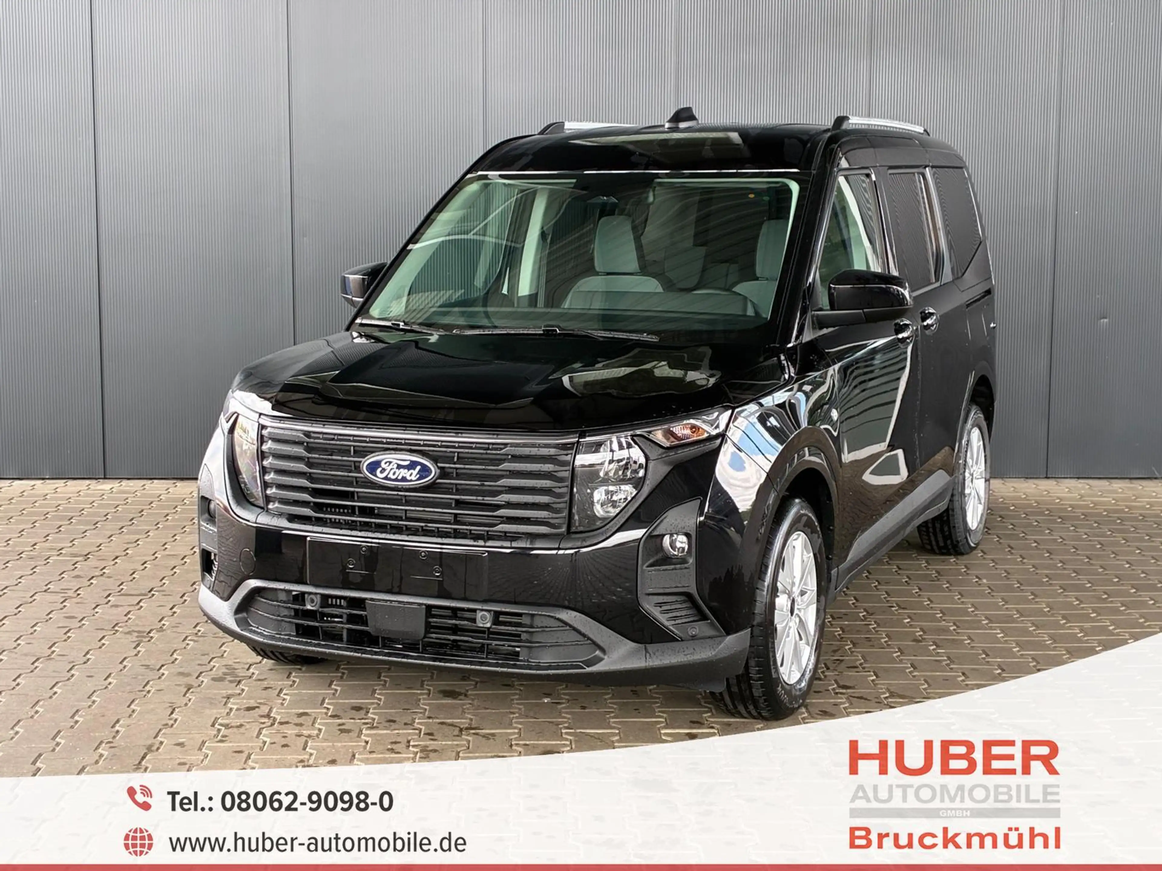Ford Tourneo Courier Titanium 1.0 Ecoboost / PDC V.&H. m. Kamera Pri...