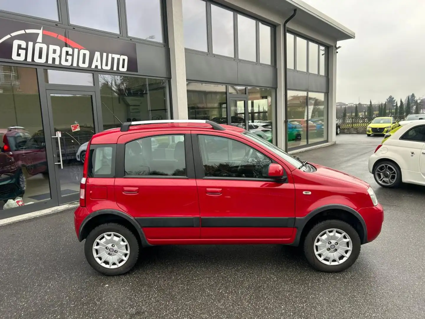 Fiat Panda 1.2 Climbing 4x4 Rood - 2