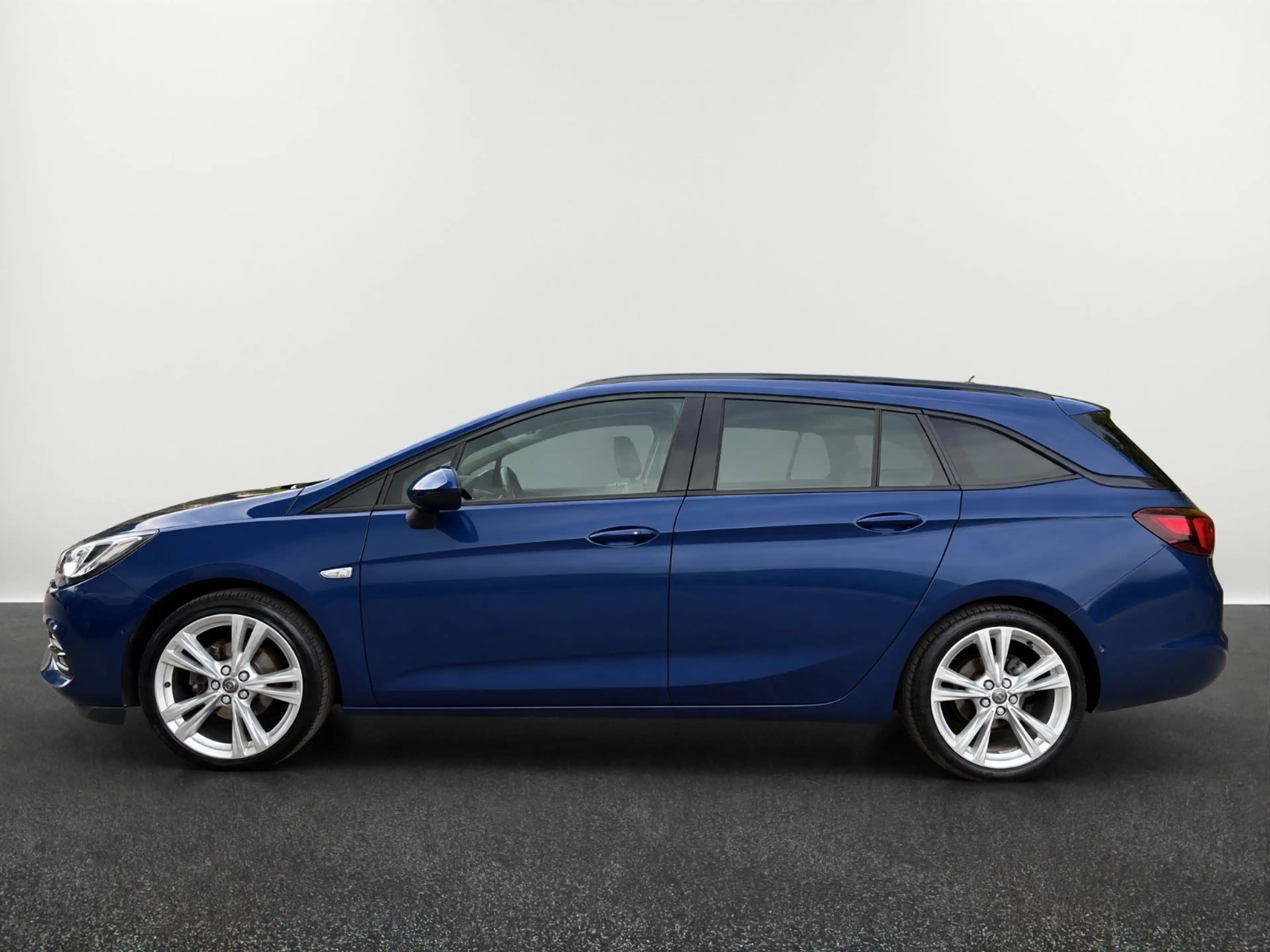 Opel Astra K Sports Tourer Ultimate S/S*AUTOMATIK*KAM — photo 2
