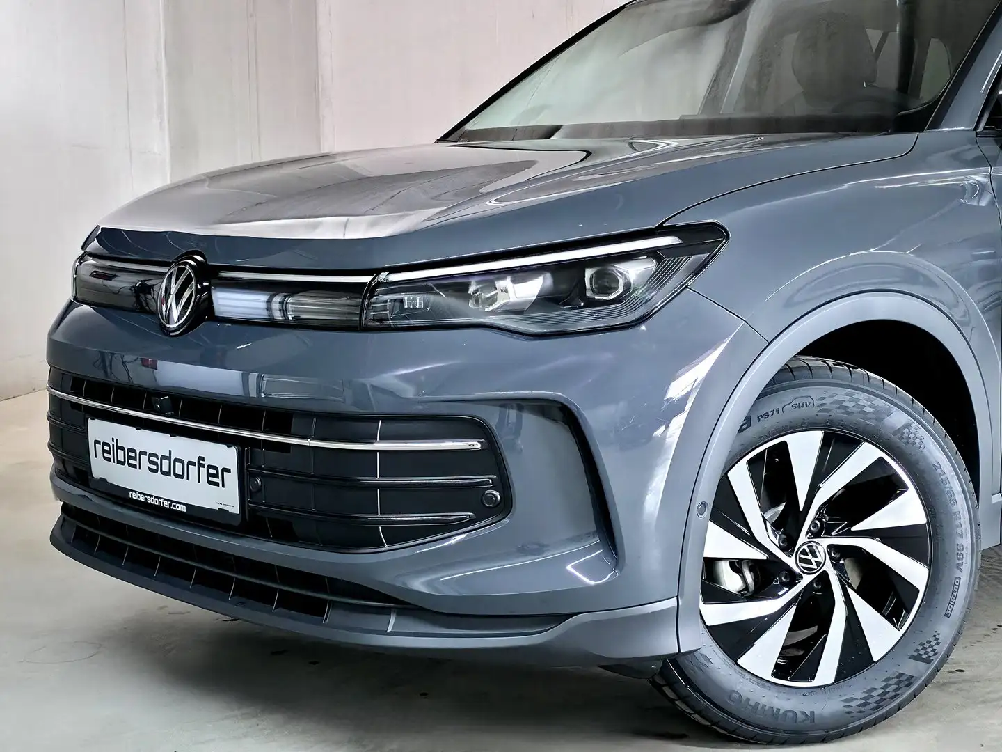 Volkswagen Tiguan Friends eTSI DSG Grau - 2