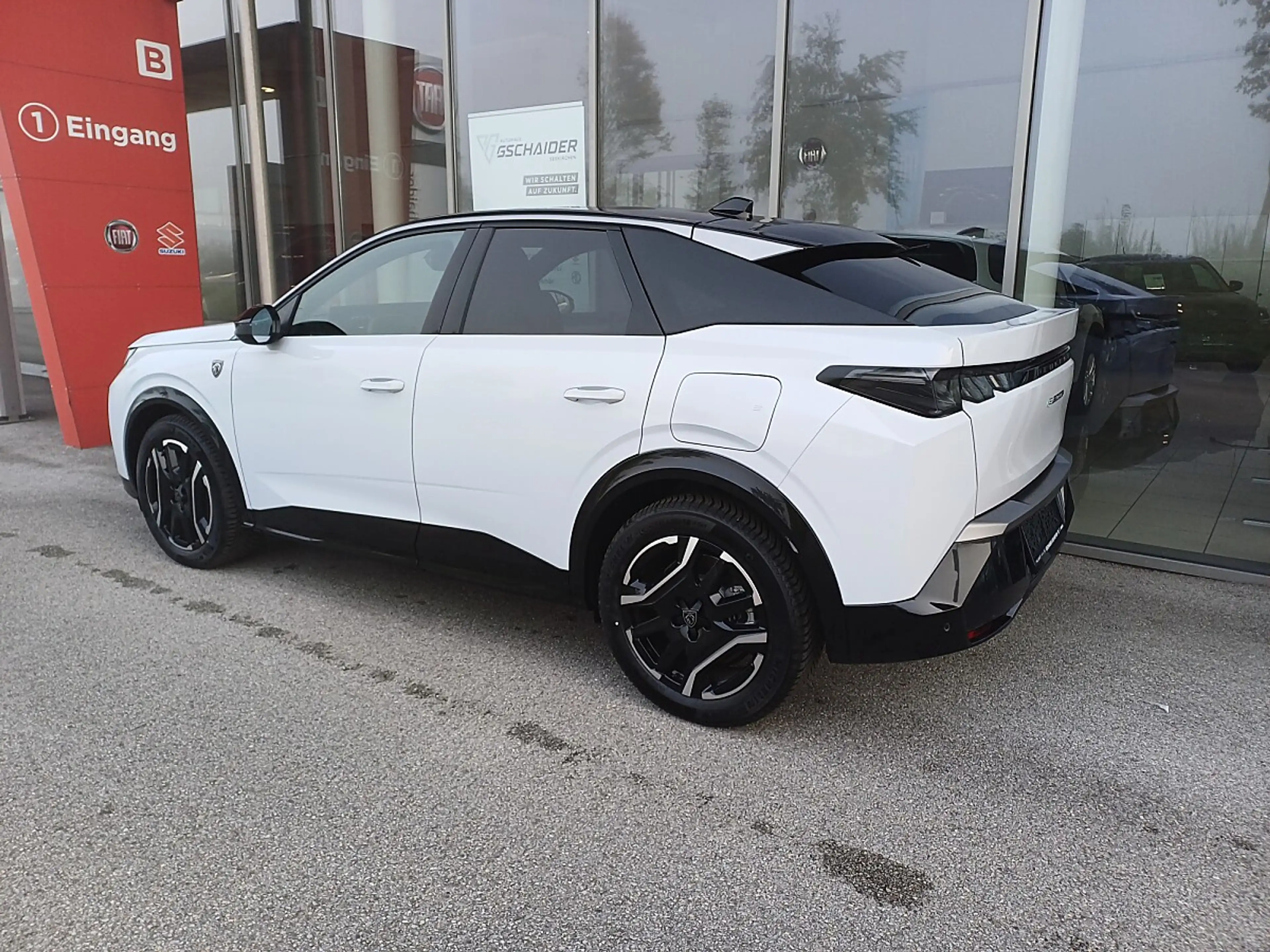 Peugeot 3008 Elektromotor 210 GT — photo 4