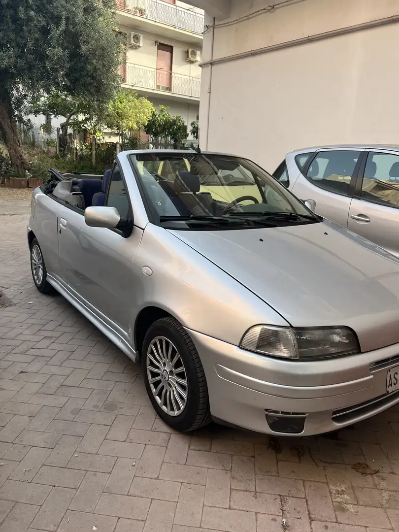 Fiat Punto Cabrio 1.2 16v ELX - 1