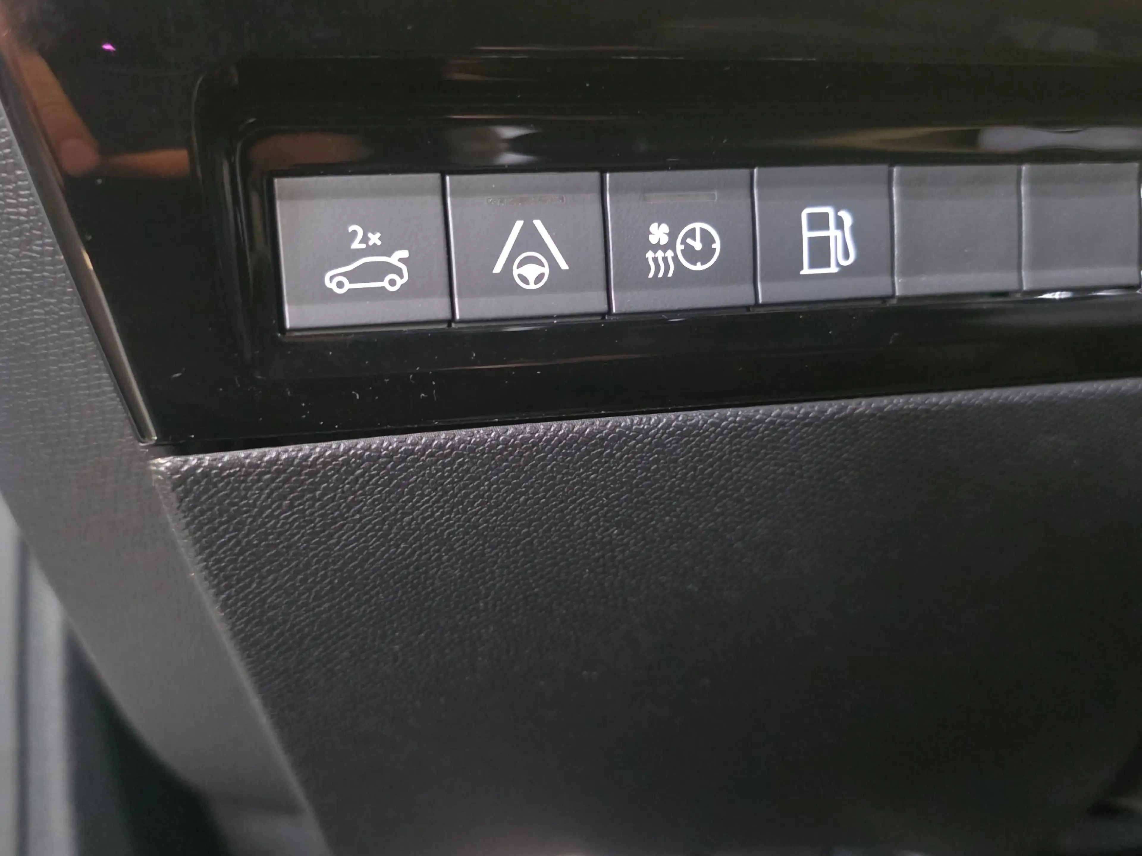 Peugeot 508 SW PHEV GT Pack *MatrixLED*Navi*360°Kamera* — photo 14
