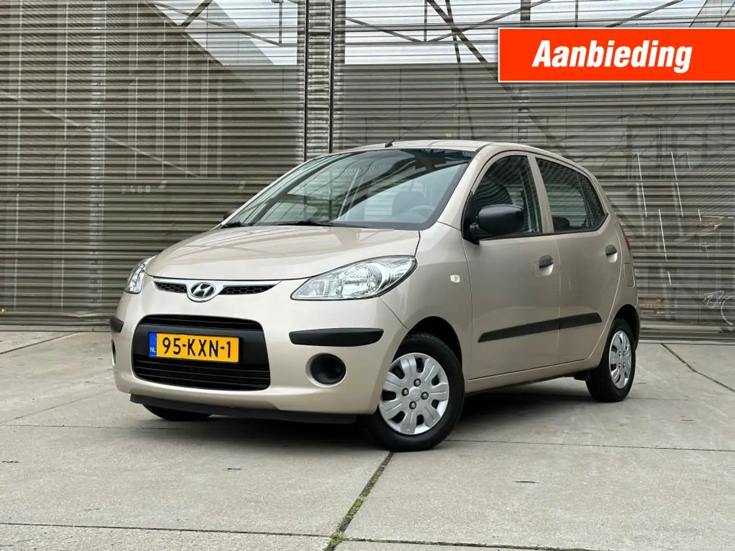 Hyundai i10 1.1 ACTIVE COOL AIRCO !! Beige - 1