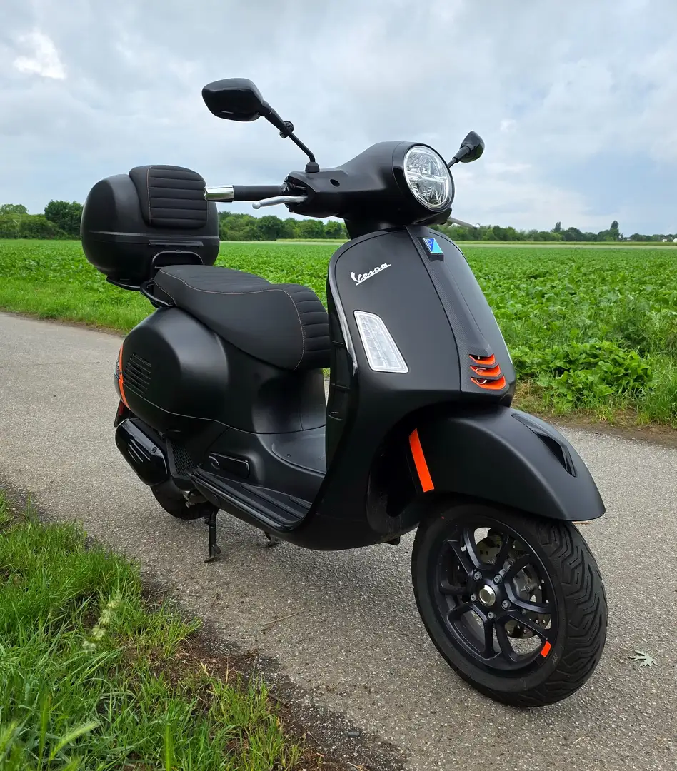 Vespa GTS Super Sport 125 Garantie bis 10/2027 Noir - 1