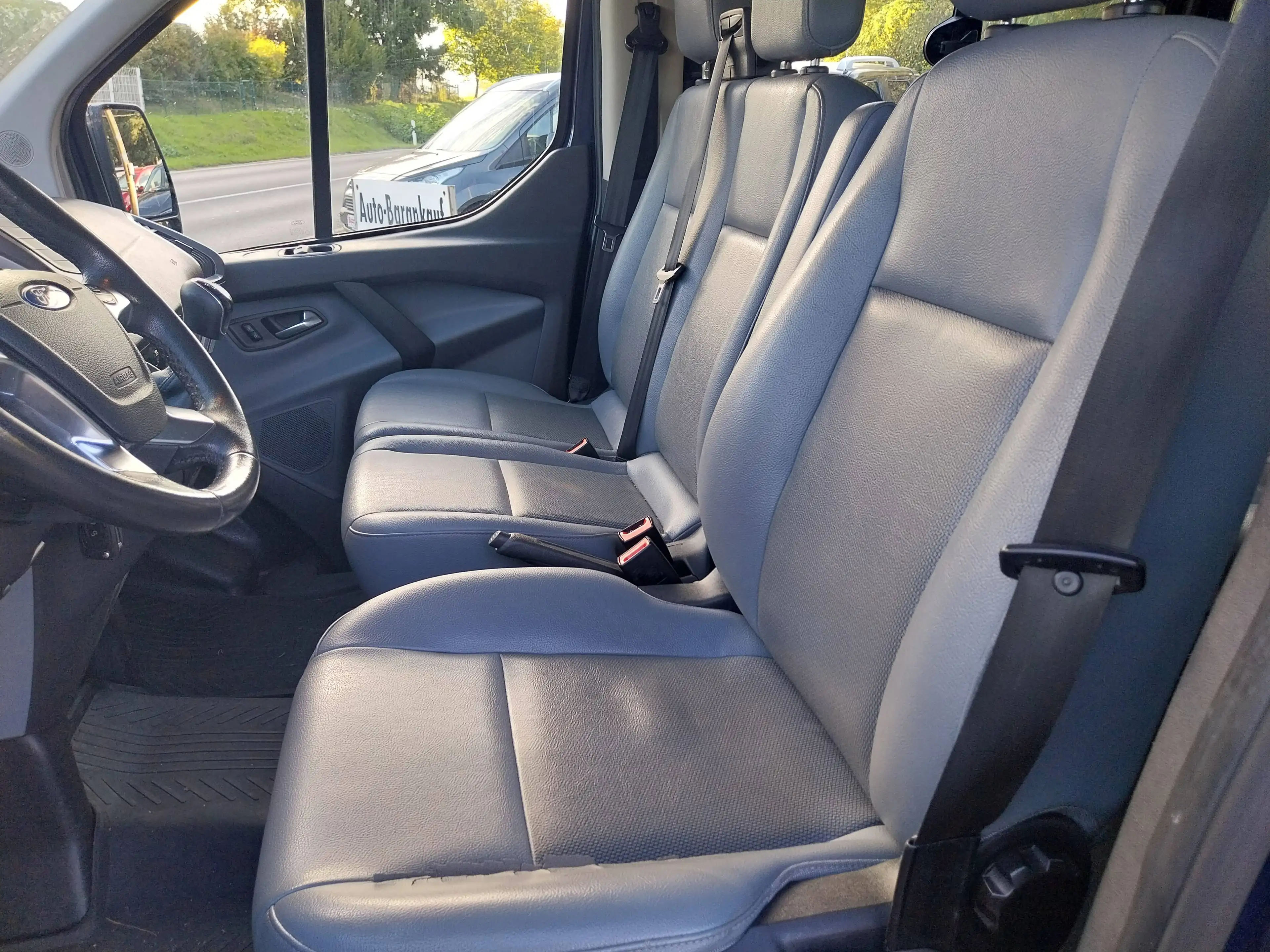Ford Tourneo Custom 2.0 TDi,  9 Sitze, Leder, Klima, Tüv 4/28 — photo 12