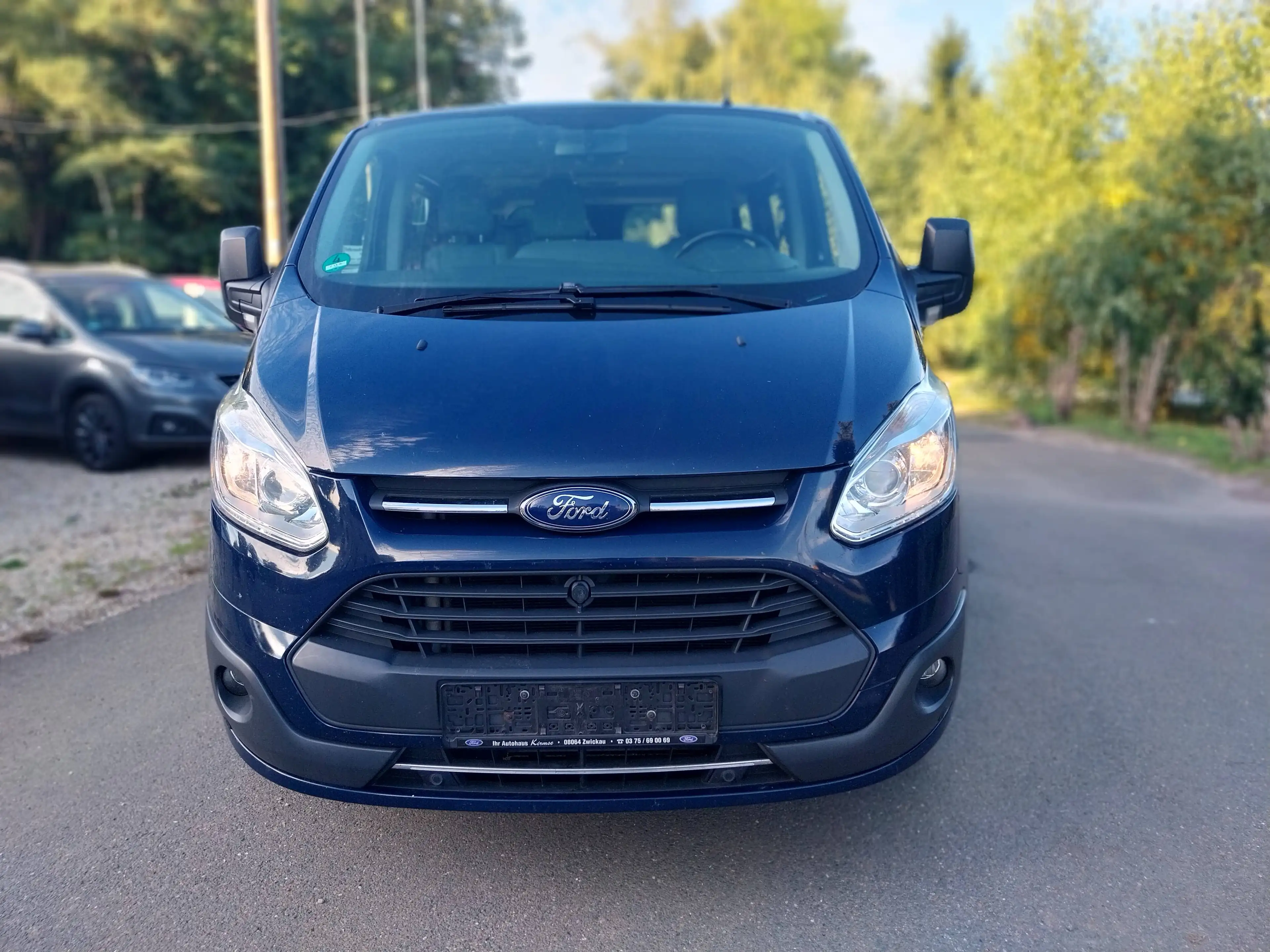 Ford Tourneo Custom 2.0 TDi,  9 Sitze, Leder, Klima, Tüv 4/28 — photo 5