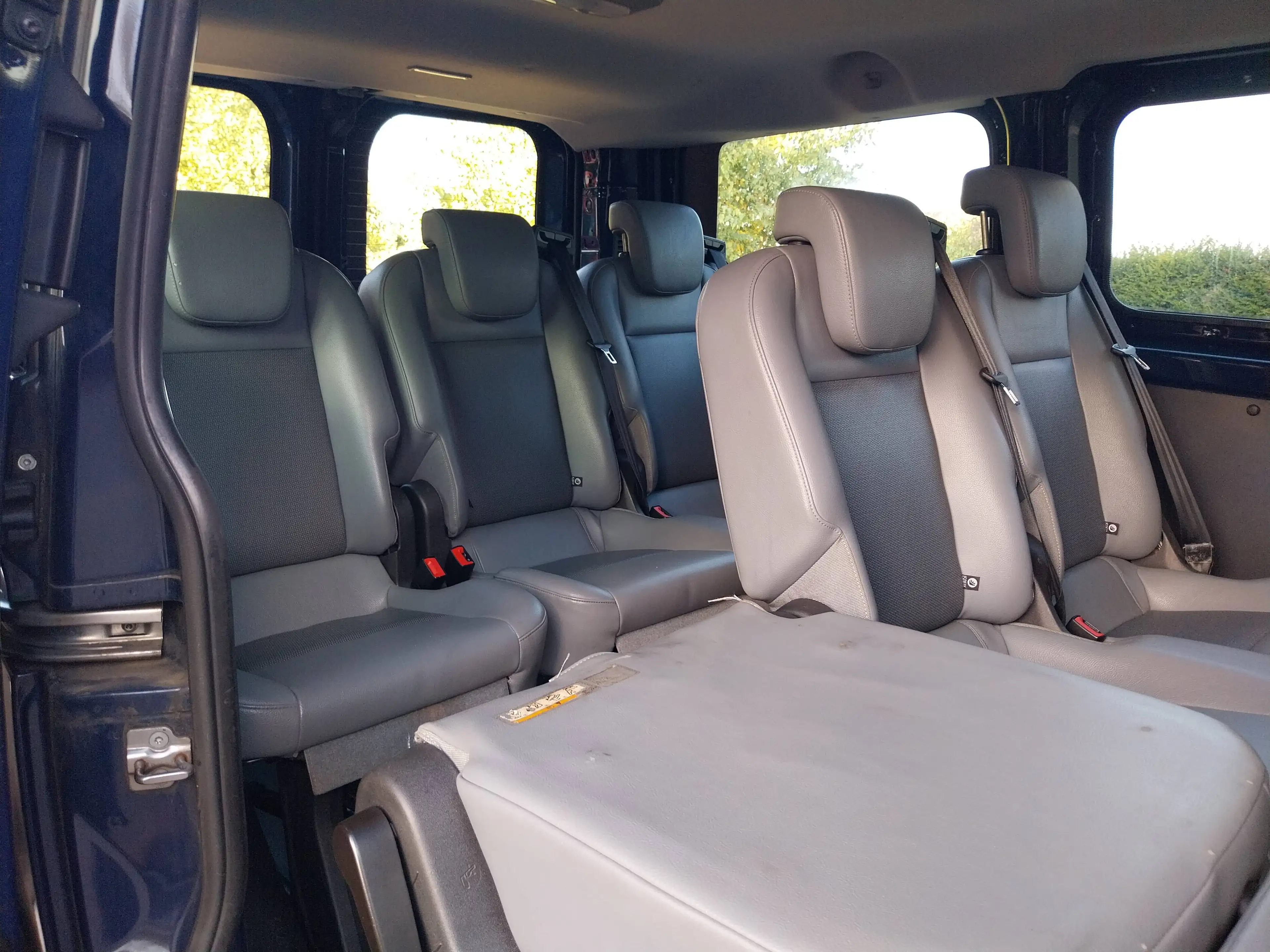Ford Tourneo Custom 2.0 TDi,  9 Sitze, Leder, Klima, Tüv 4/28 — photo 13