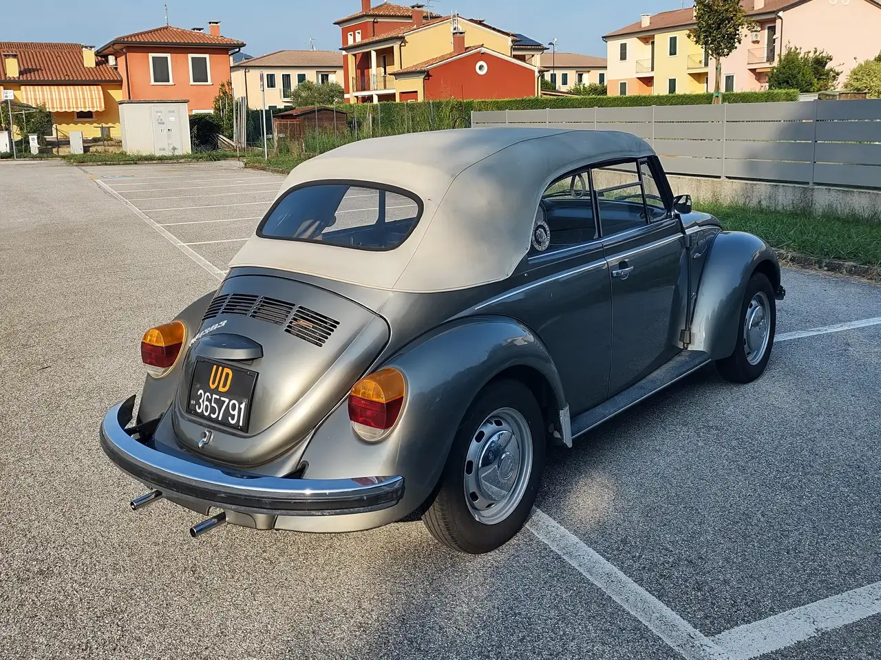 Volkswagen Beetle Maggiolone 1303, foto 2