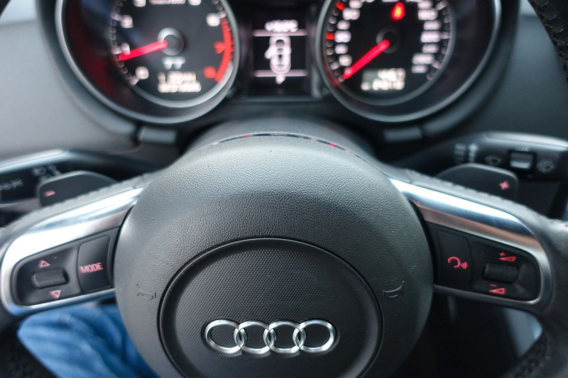 Audi TT Coupe/Roadster 2.0 TFSI Coupe quattro*XENON*L — photo 14